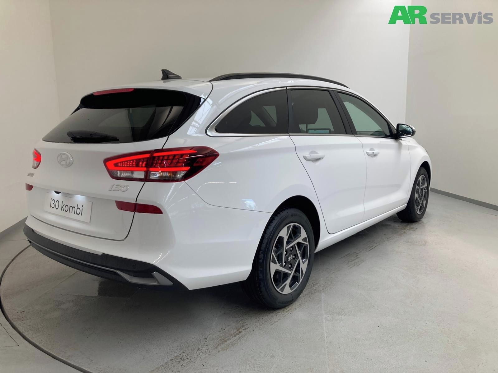Hyundai i30, 1.6 T-GDI DCT STYLE - fotka 5
