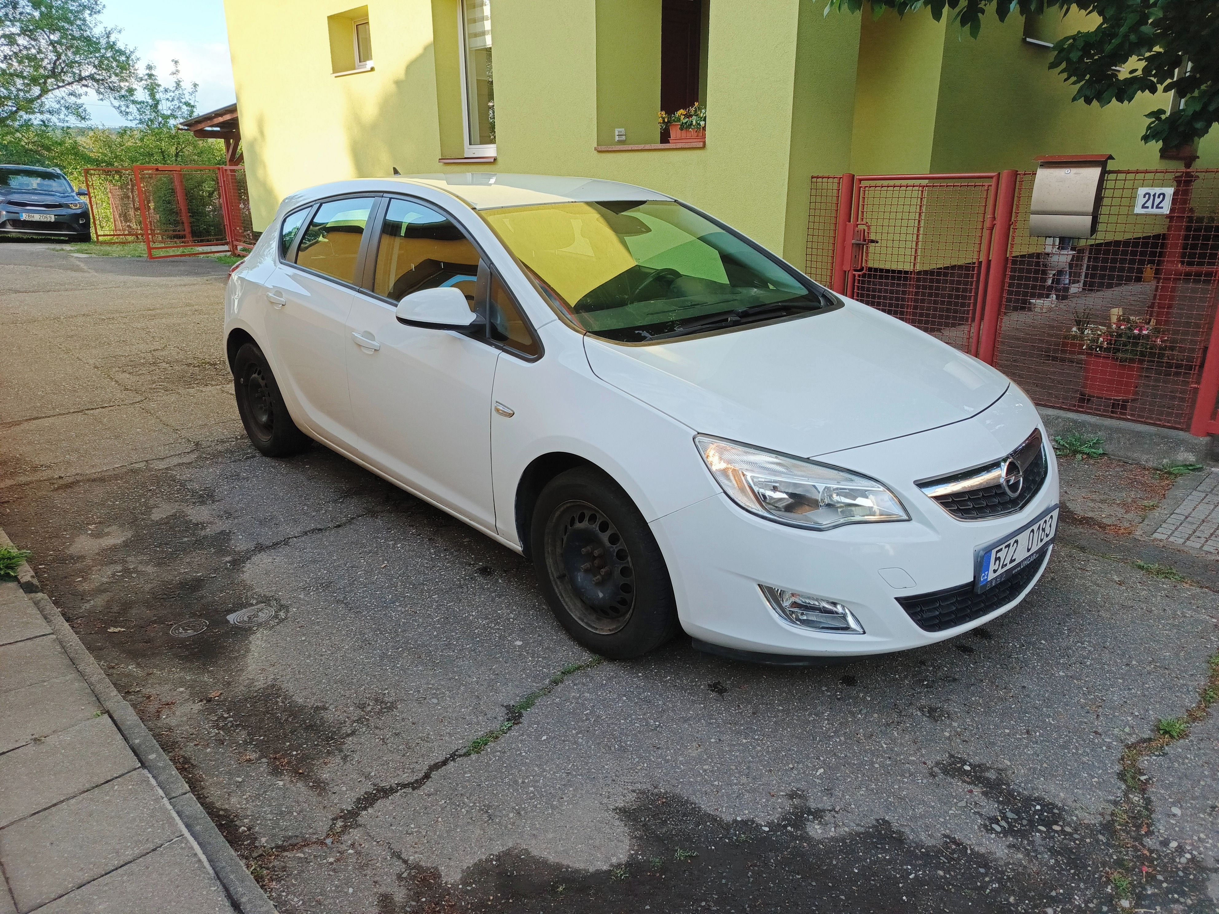 Opel Astra, Opel Astra J 1.3 CDTI - fotka 3