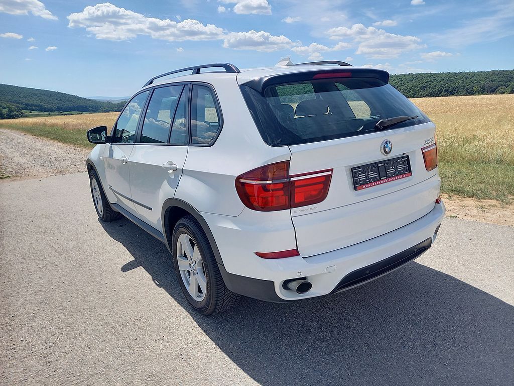 BMW X5, 3.0D x-DRIVE 180kW-Automat - fotka 4