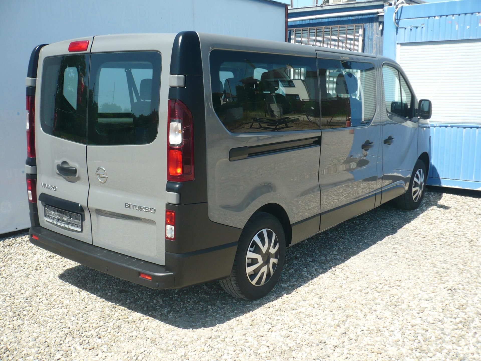 Opel Vivaro, 1.6 DCI 92Kw 9Míst Long - fotka 4