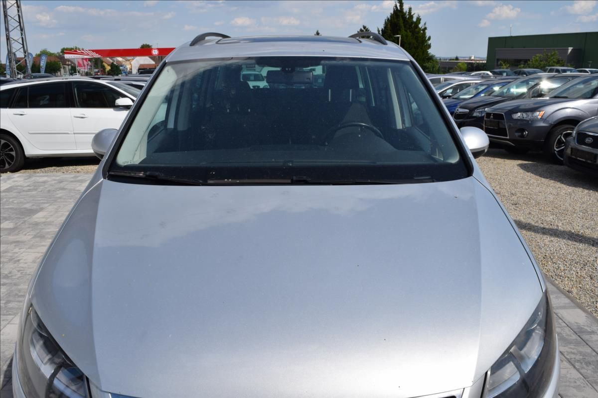Seat Alhambra, 2,0 TDI 100KW 7MÍST TOP VÝBAVA - fotka 3