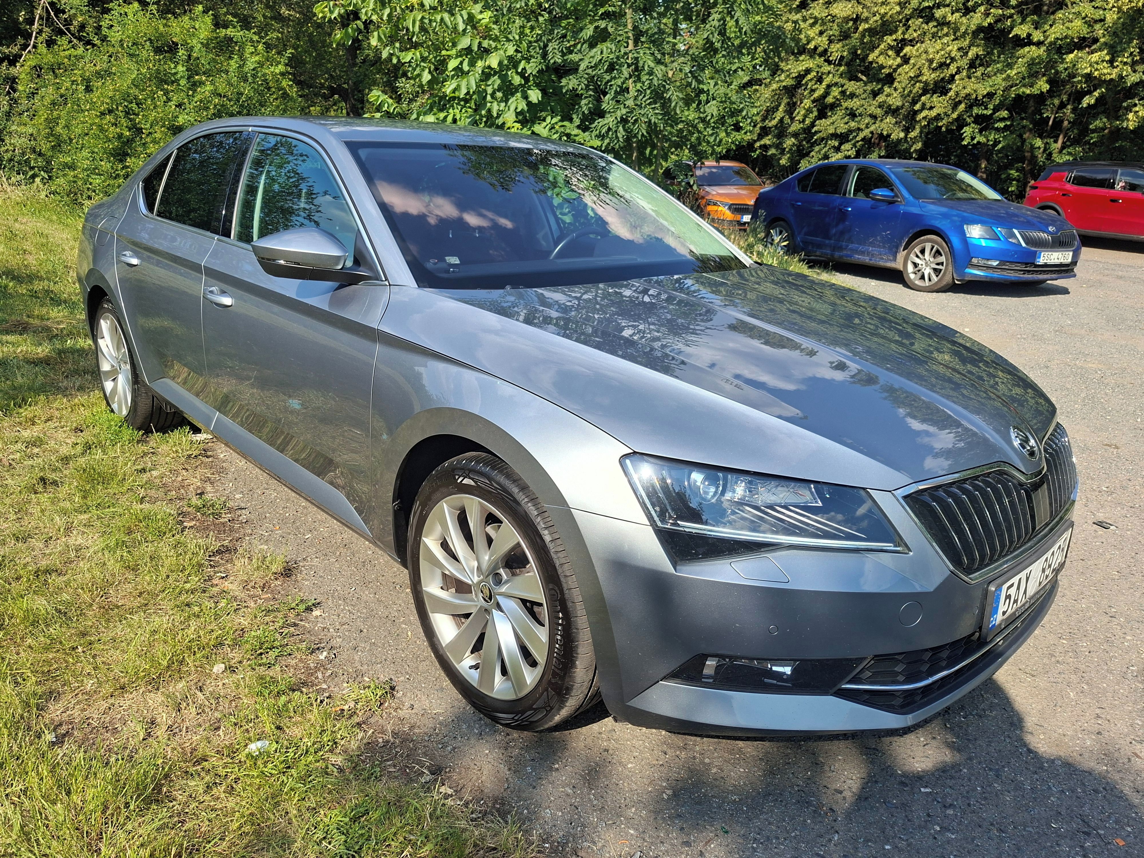 Škoda Superb, 2.0 TDI, 110kW, Style, DSG - fotka 2
