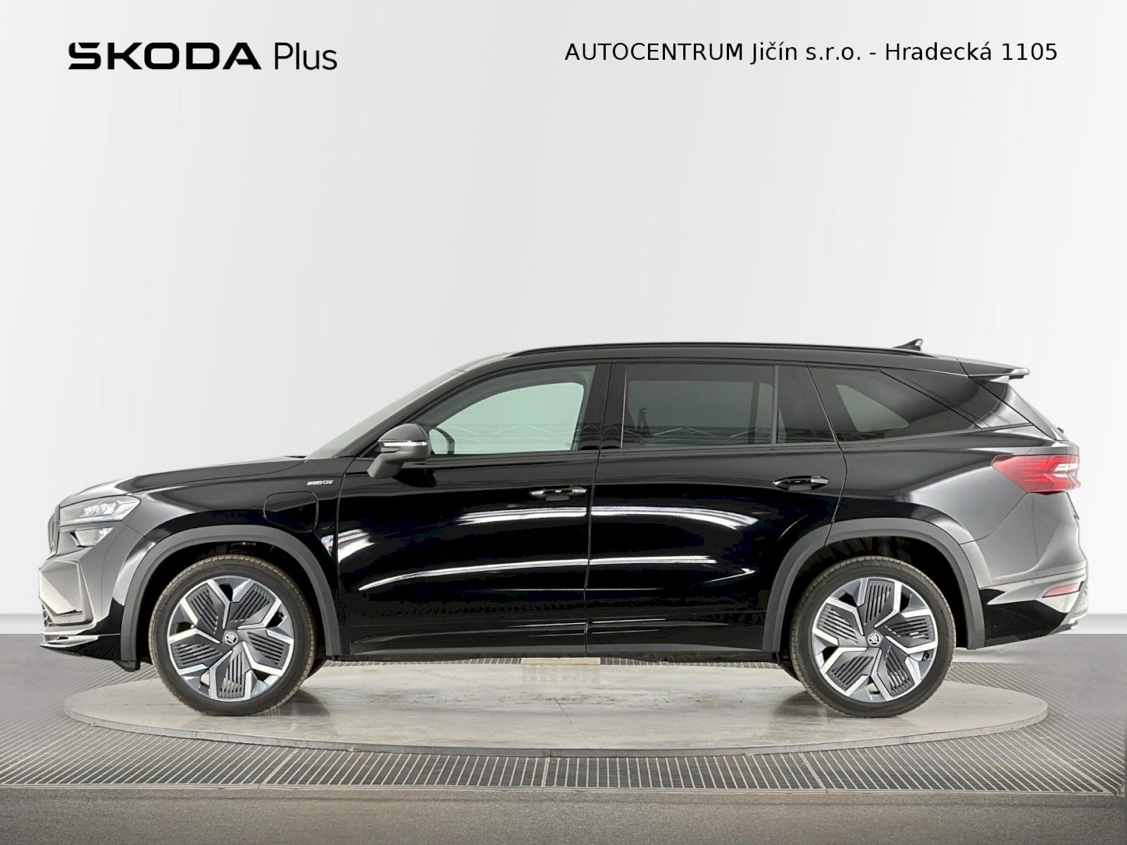 Škoda Kodiaq, iV DSG 1.5TSI 150kW SportLine - fotka 3