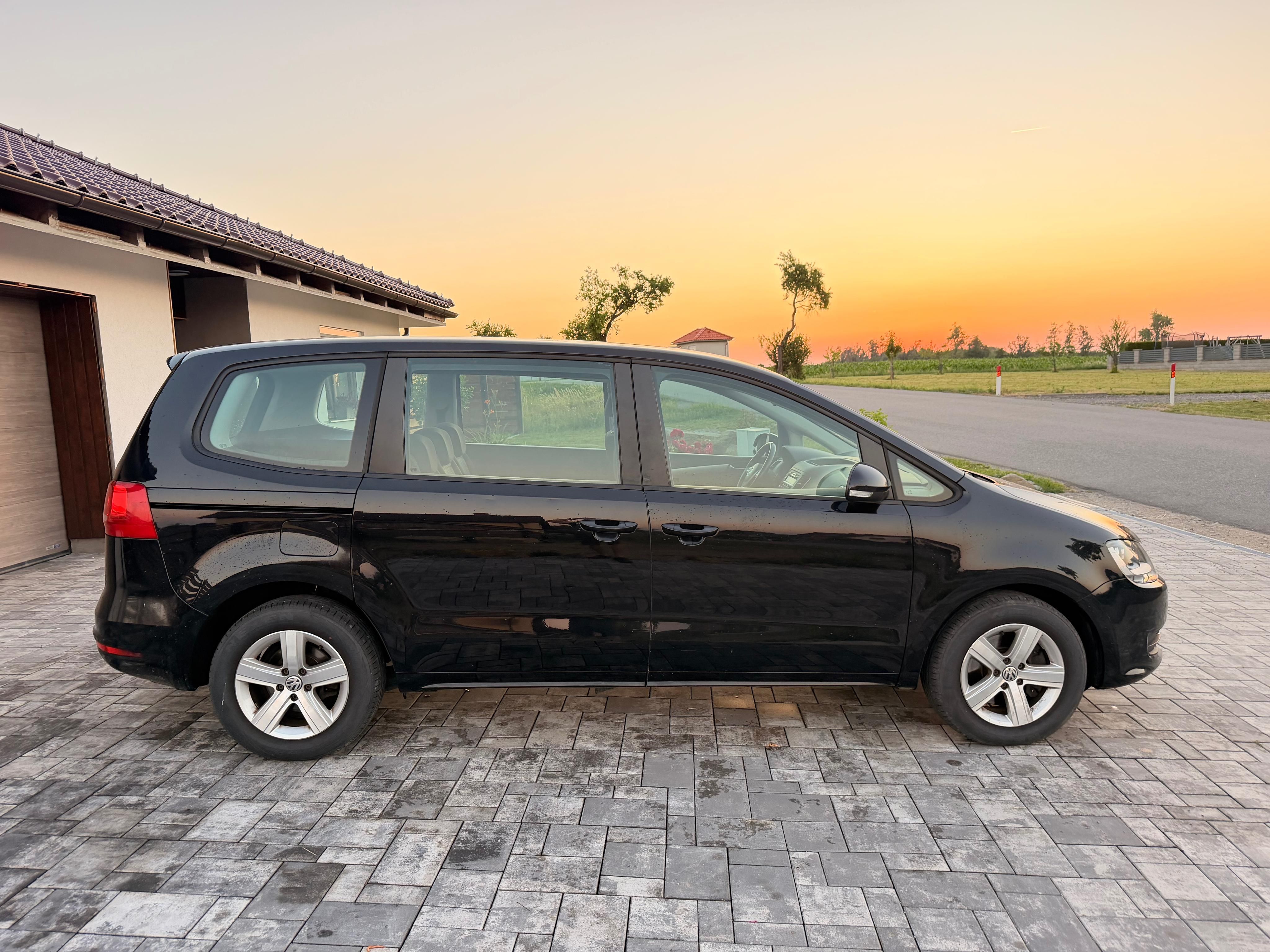 Volkswagen Sharan, 2.0TDI, 103kw, servis, rozvody - fotka 6