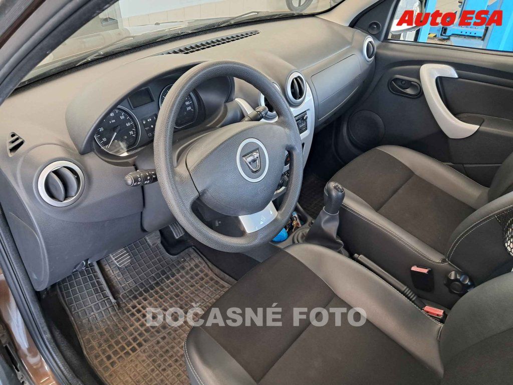 Dacia Sandero, 1.6i - fotka 3