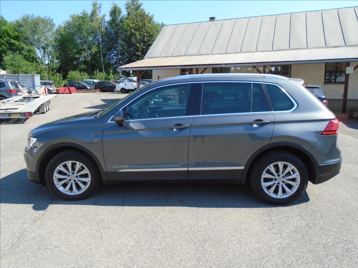 Volkswagen Tiguan, 2,0   4X4 110KW - fotka 6
