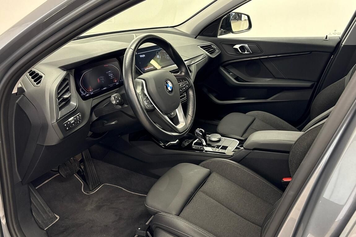 BMW Řada 1, 118i - fotka 6