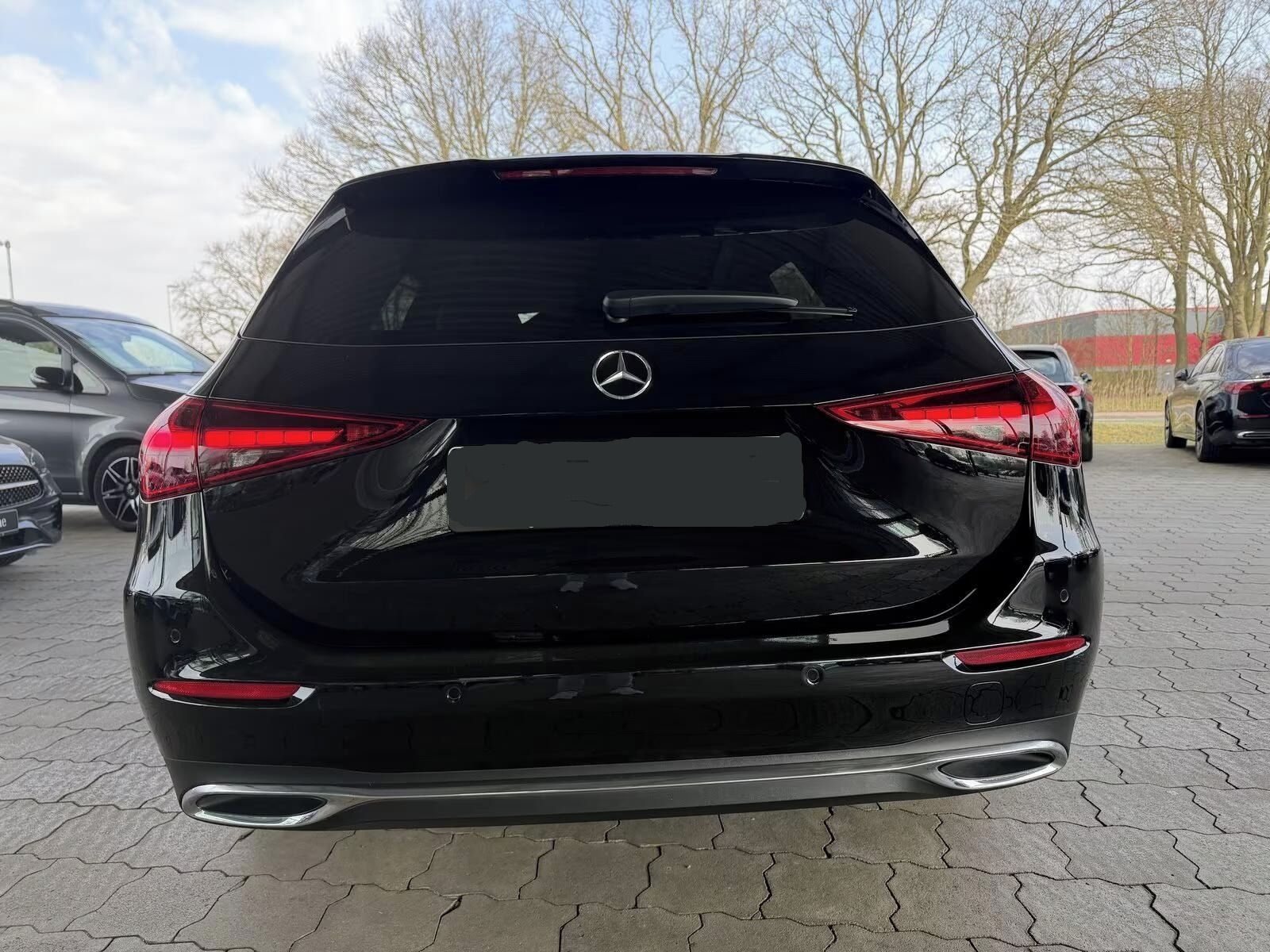 Mercedes-Benz Třídy C, 220 d 4M T-Modell*Navi*Led* - fotka 4