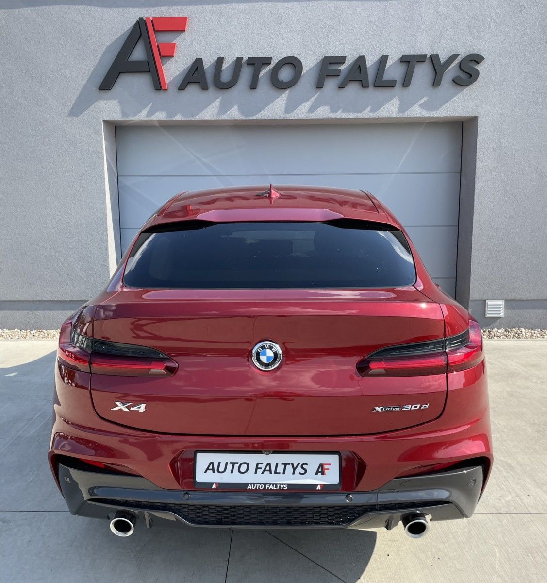 BMW X4, XDRIVE30D Mpaket ČR.1.MAJ. - fotka 4