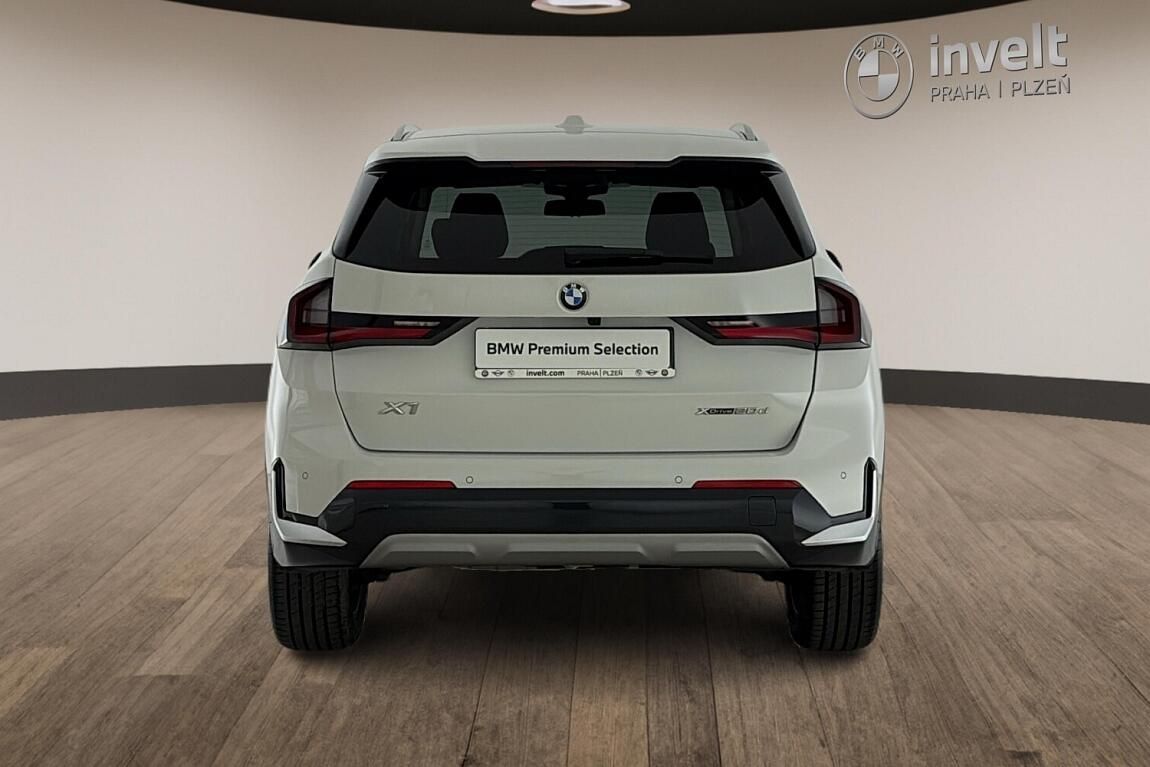 BMW X1, xDrive20d - fotka 4