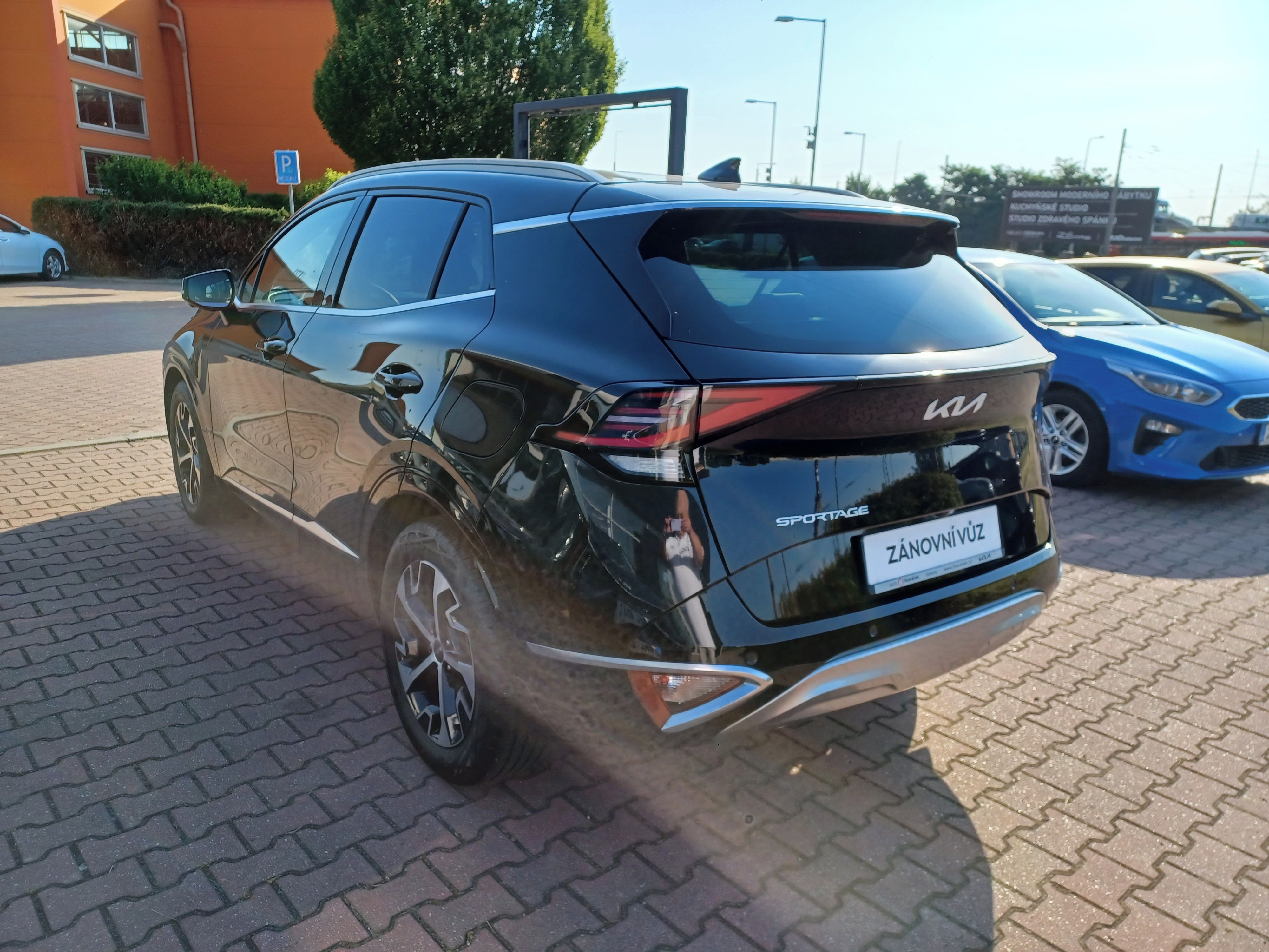 Kia Sportage, 1.6 T-GDi 7DCT TOP + pakety - fotka 3