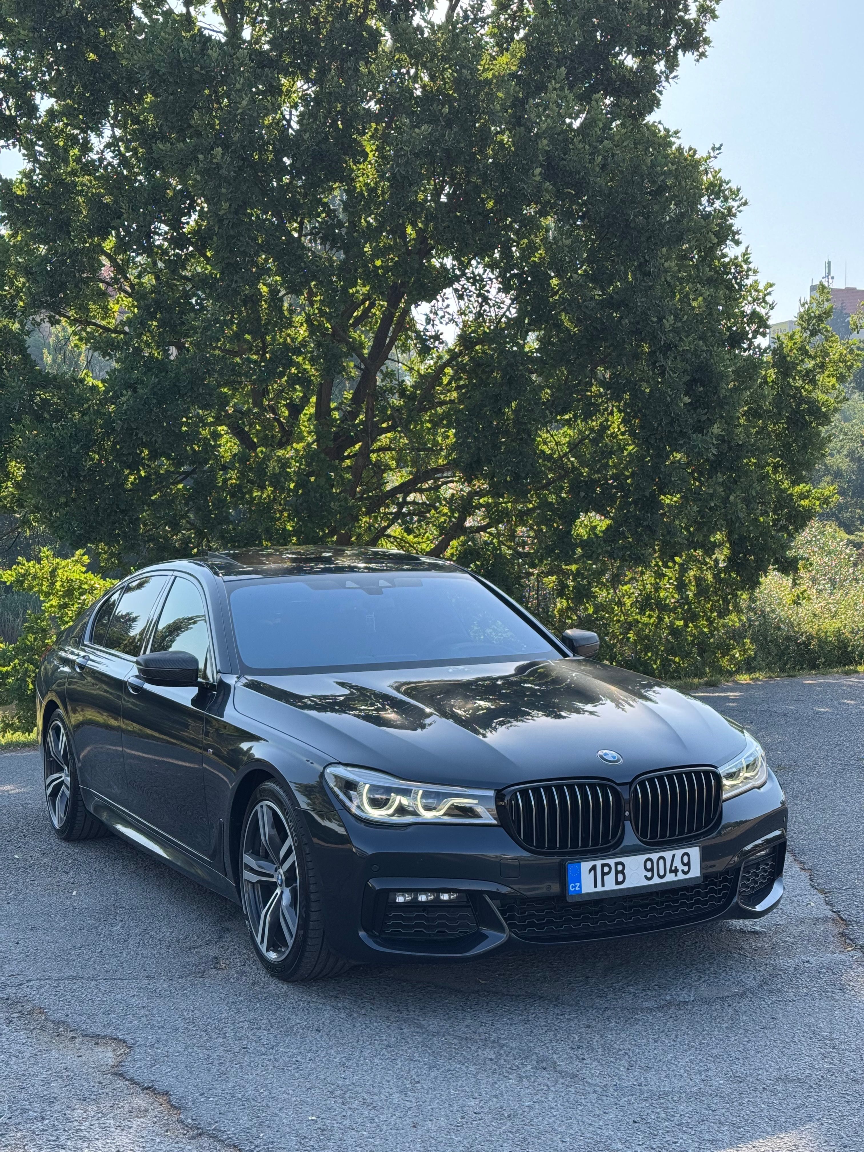 BMW Řada 7, 730xdrive