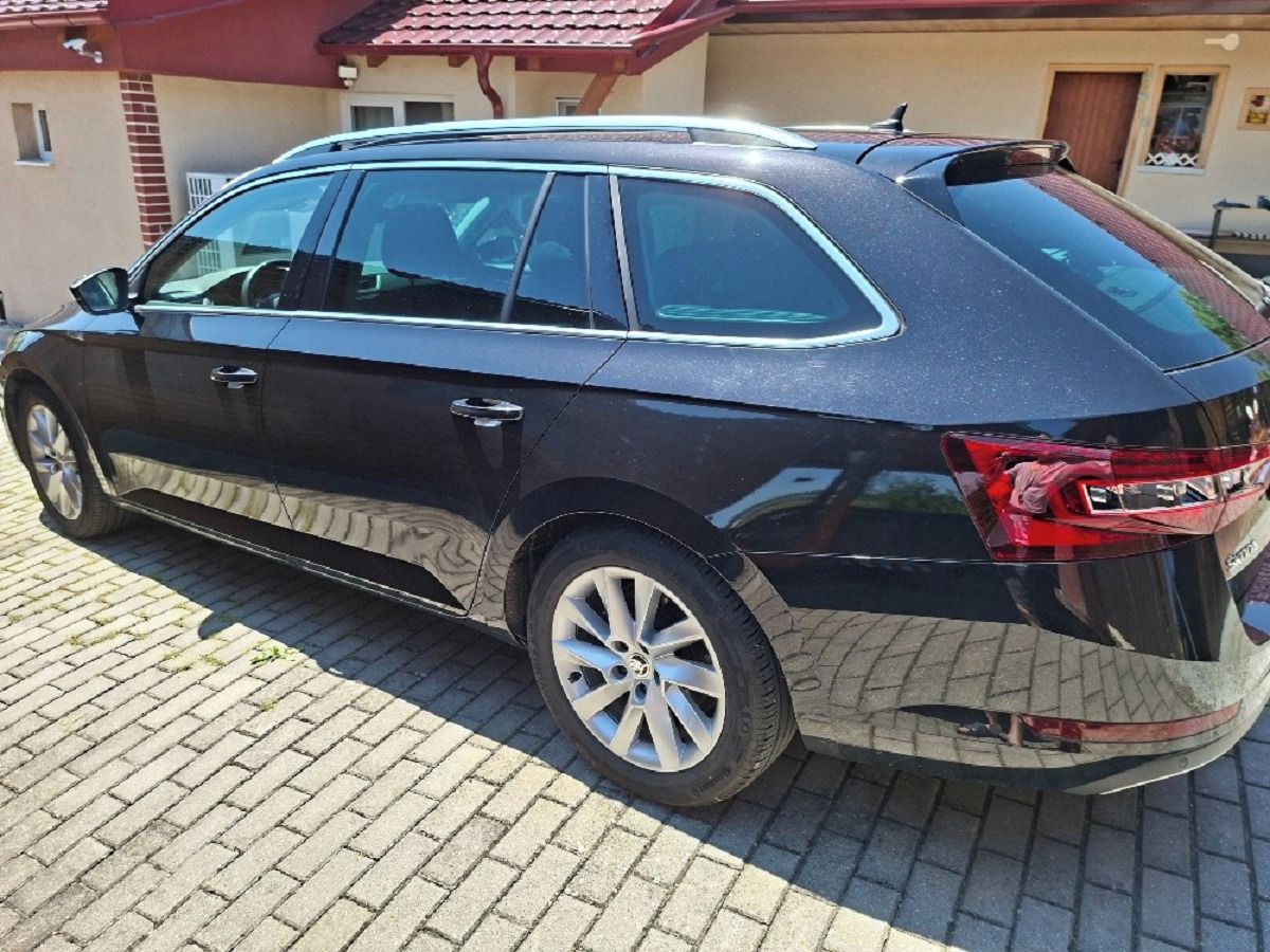 Škoda Superb, Škoda Superb Kombi - fotka 2
