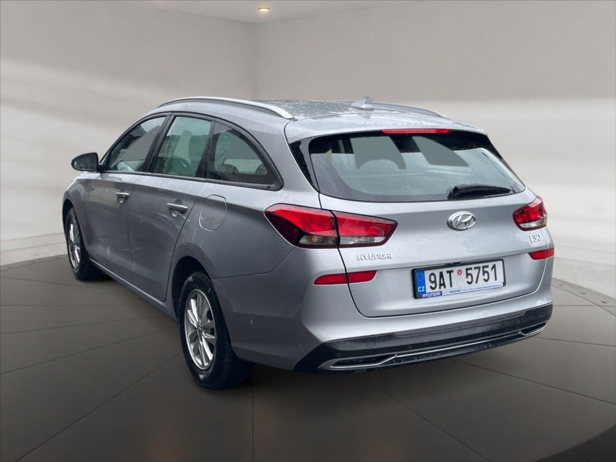 Hyundai i30, 1,0 TGDI 120 Comfort - fotka 4