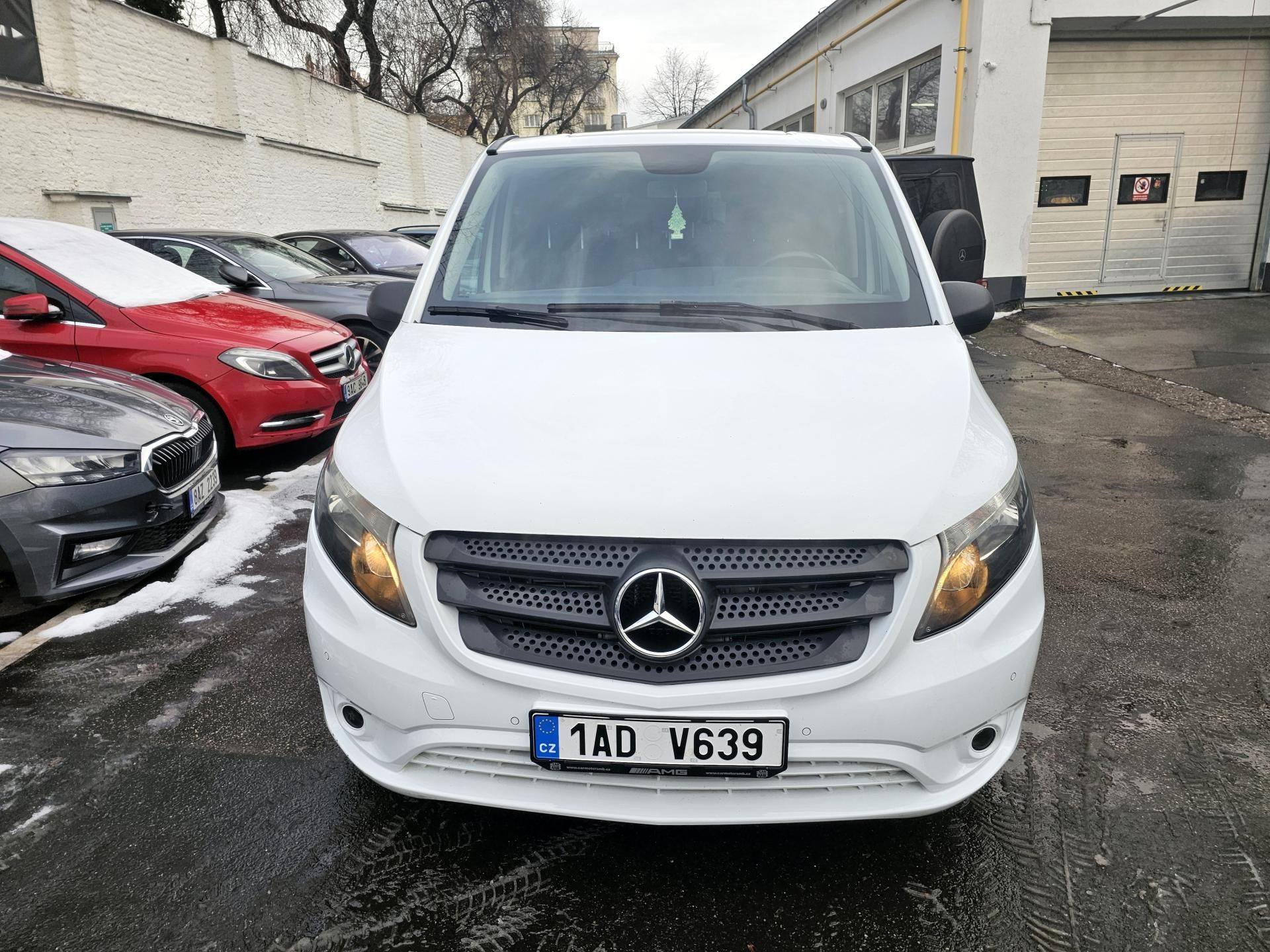 Mercedes-Benz Vito, Tourer 9-míst 4Matic serv.kn. - fotka 3