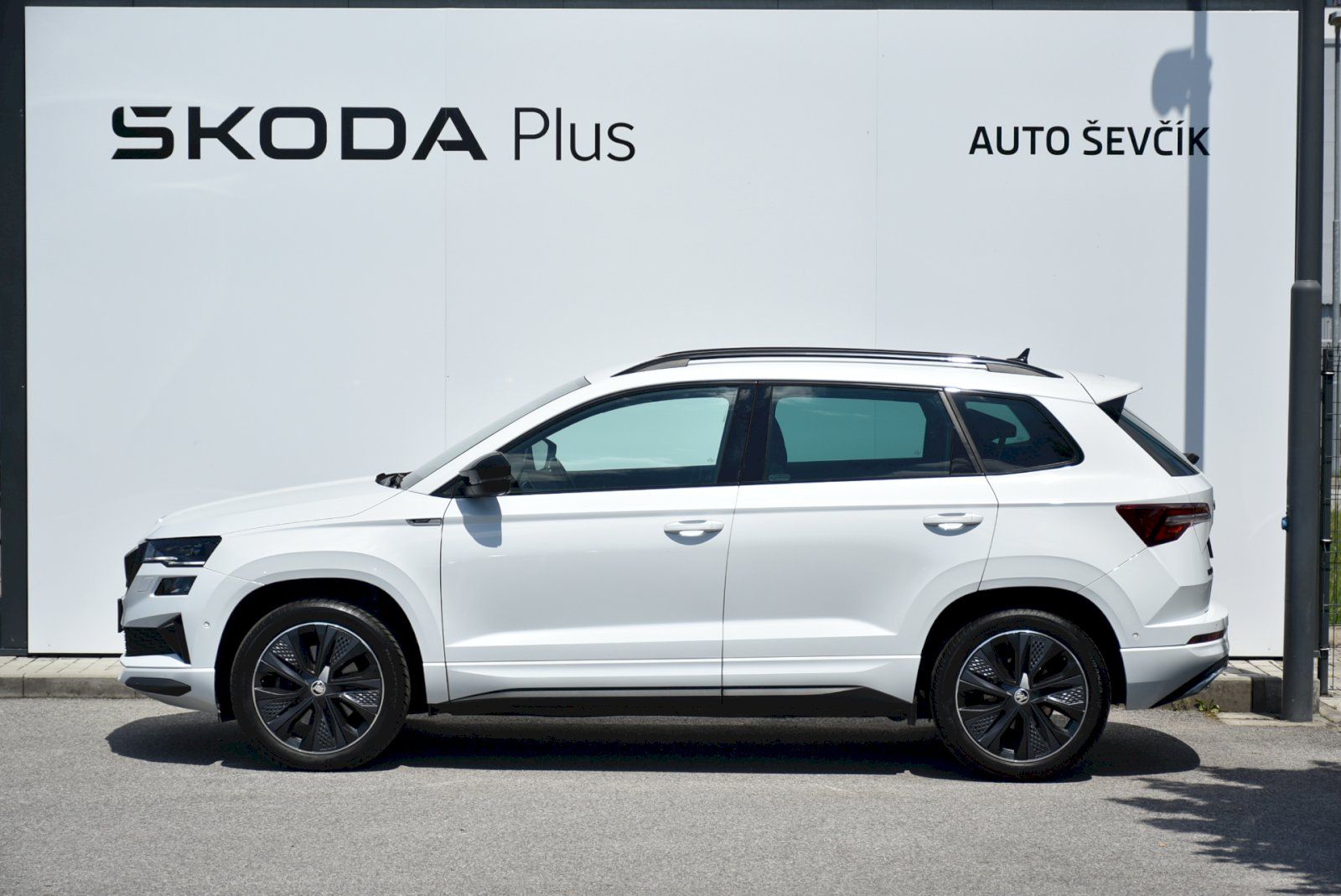 Škoda Karoq, Sportline Exclusive 1.5 TSI 11 - fotka 3
