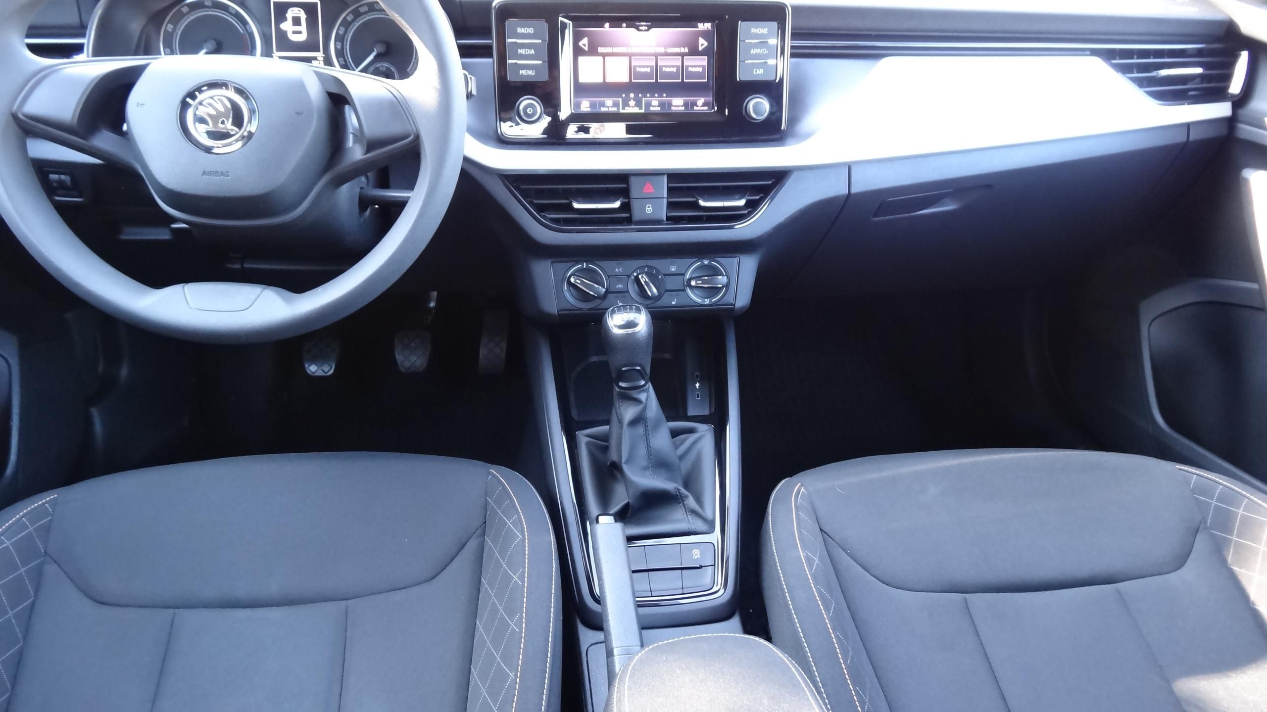 Škoda Scala, 1.5TSI Ambition - fotka 3