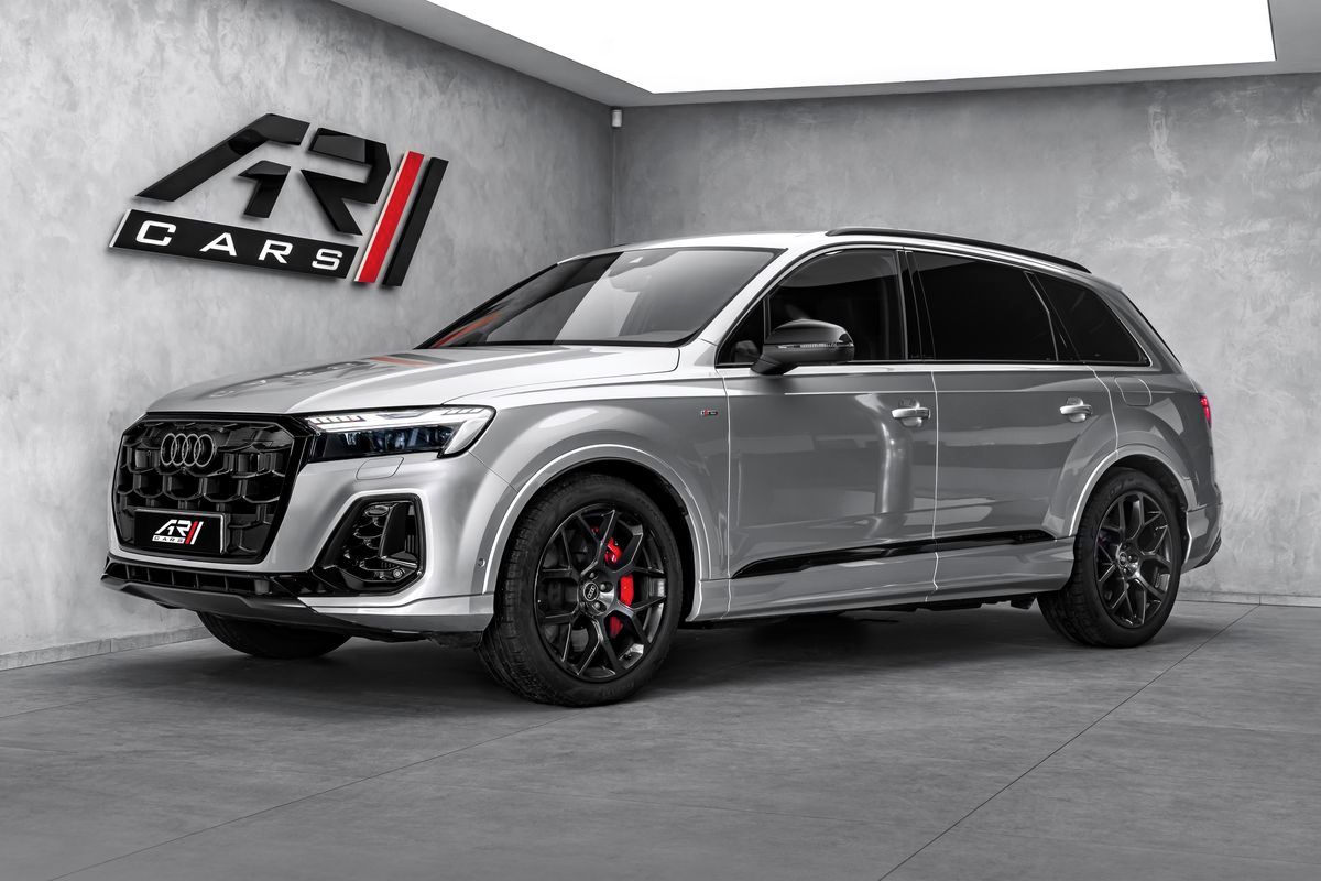 Audi Q7, e Quattro Sline 360kW Masáže