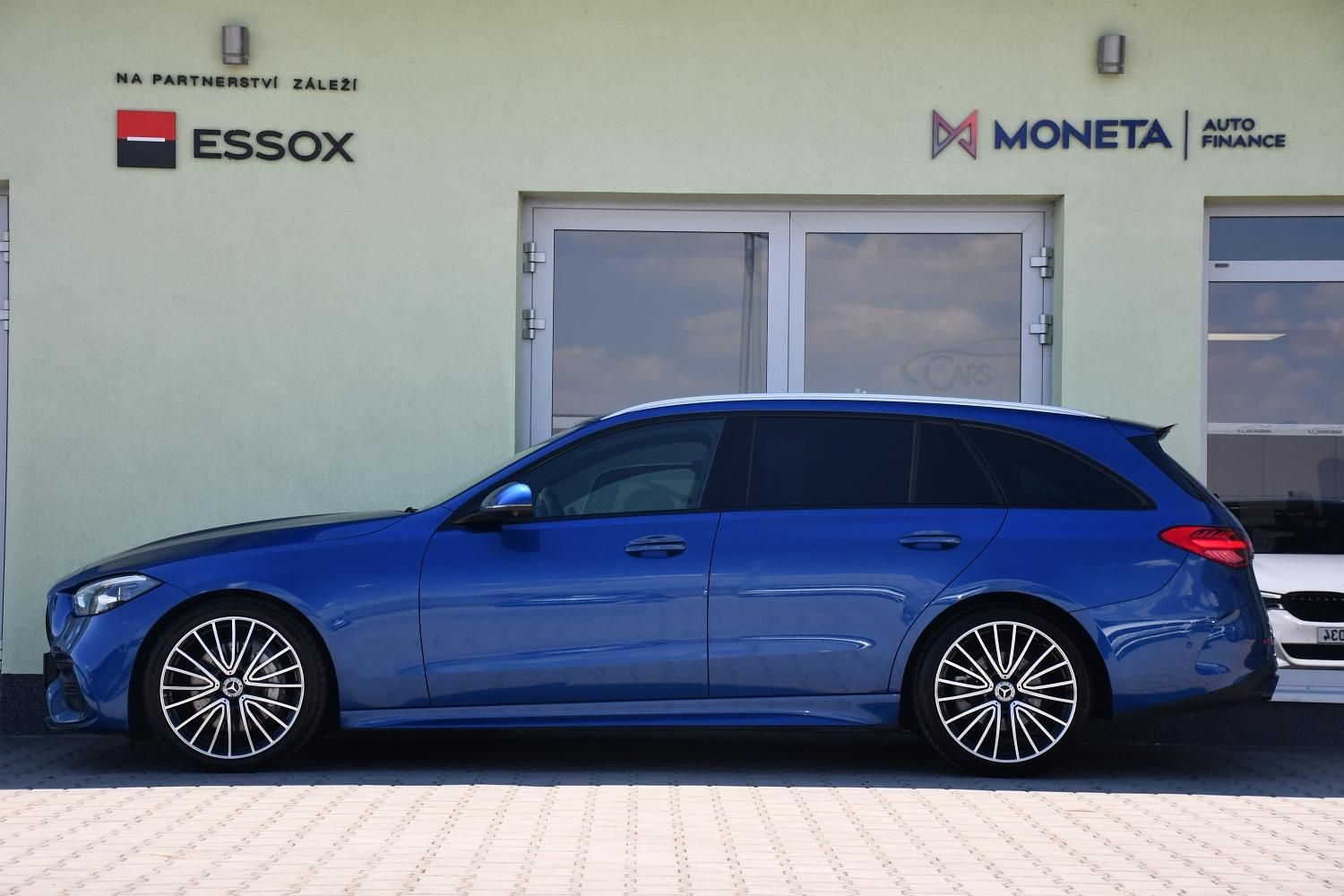 Mercedes-Benz Třídy C, 220D 4M AMG ČR - fotka 2