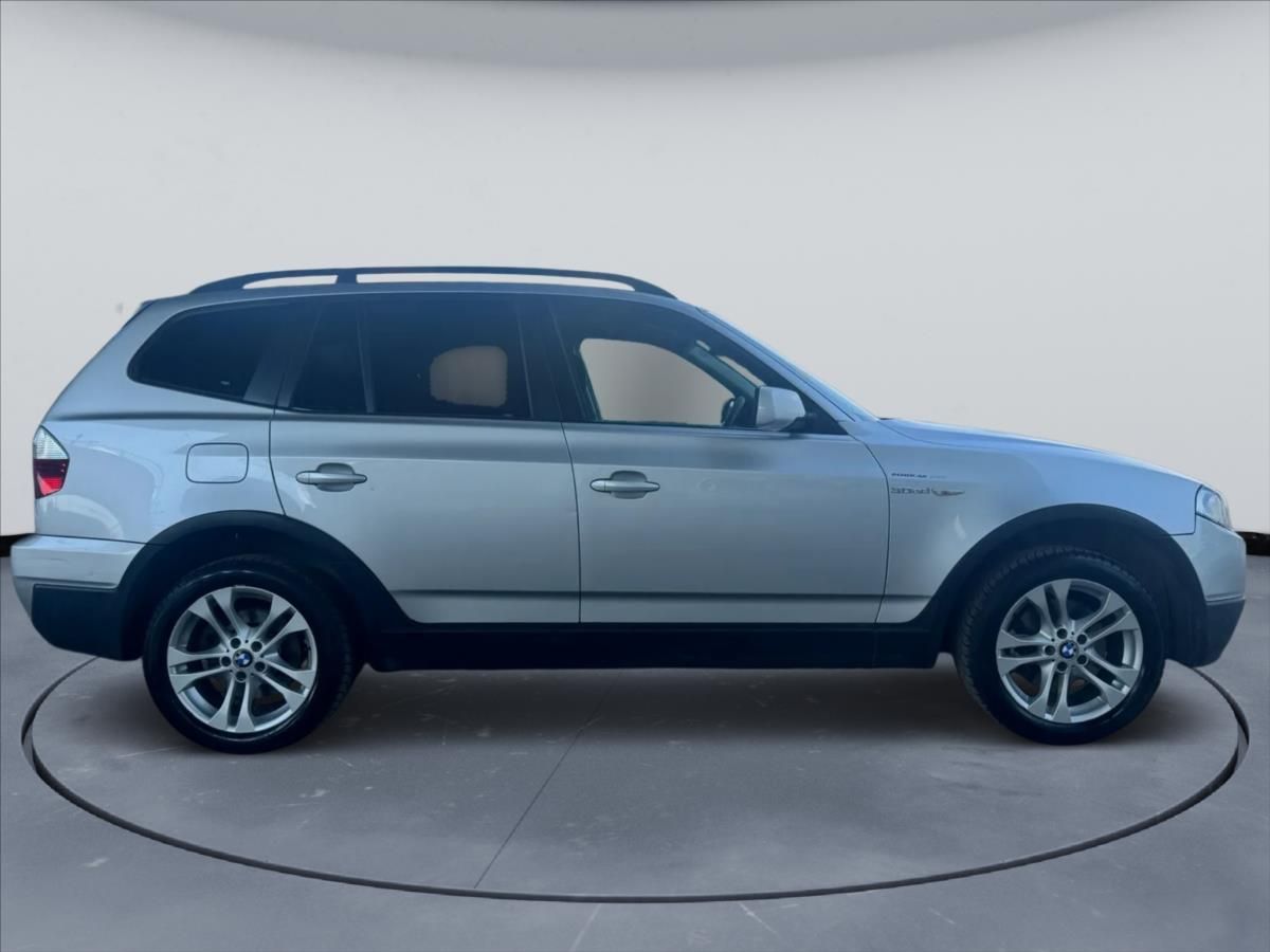 BMW X3, 3,0 d Automat - fotka 4
