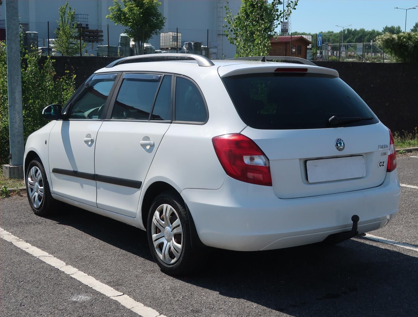 Škoda Fabia, 1.6 TDI, po STK, Tažné - fotka 4