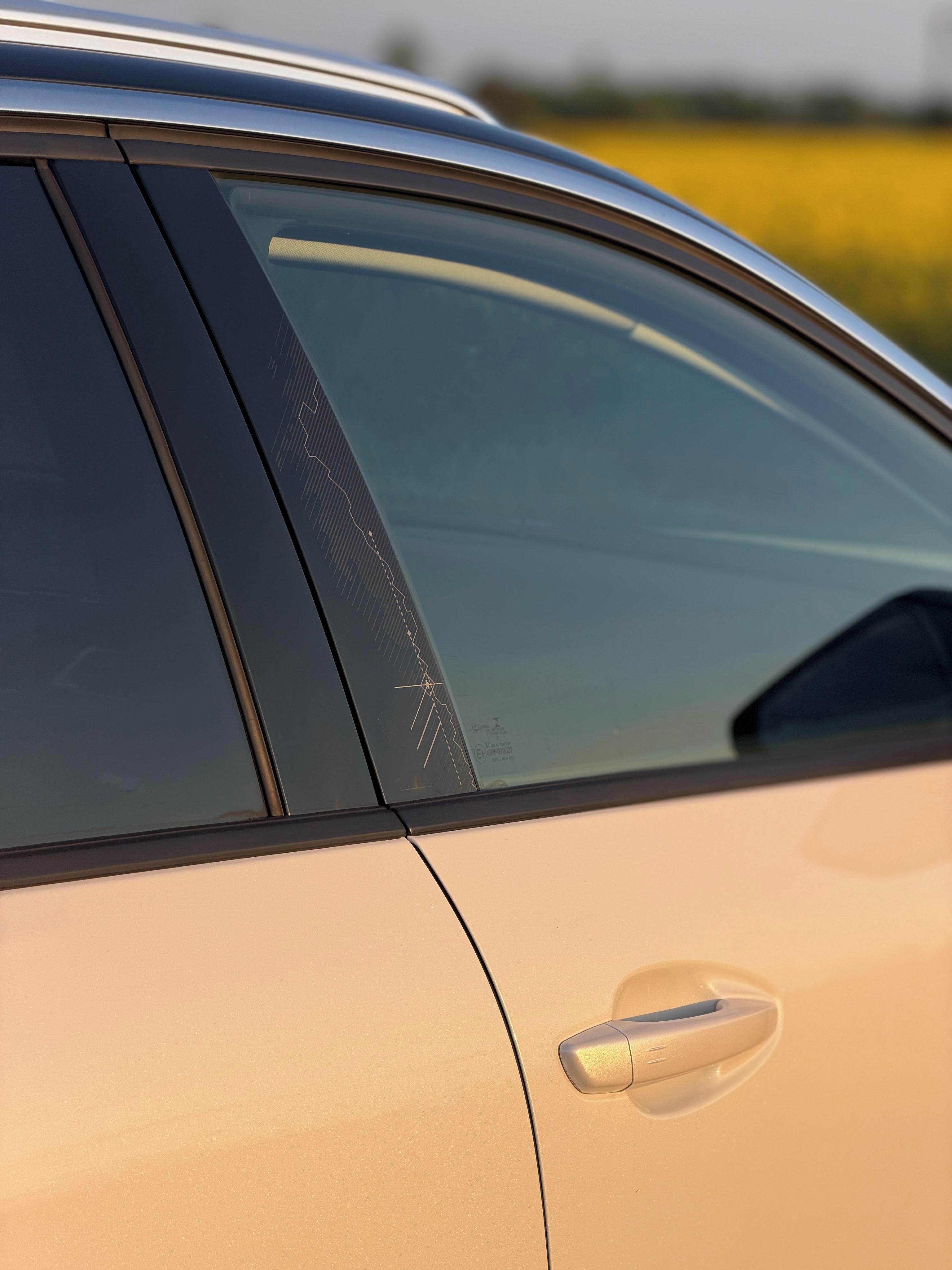 Peugeot 3008, Peugeot 3008 1.6 PHEV 225 e-EA - fotka 6