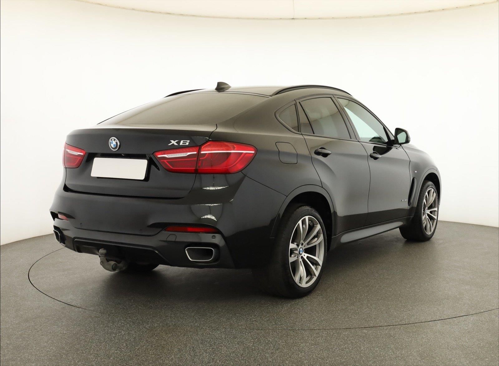 BMW X6, xDrive40d, 4X4, Automat - fotka 5