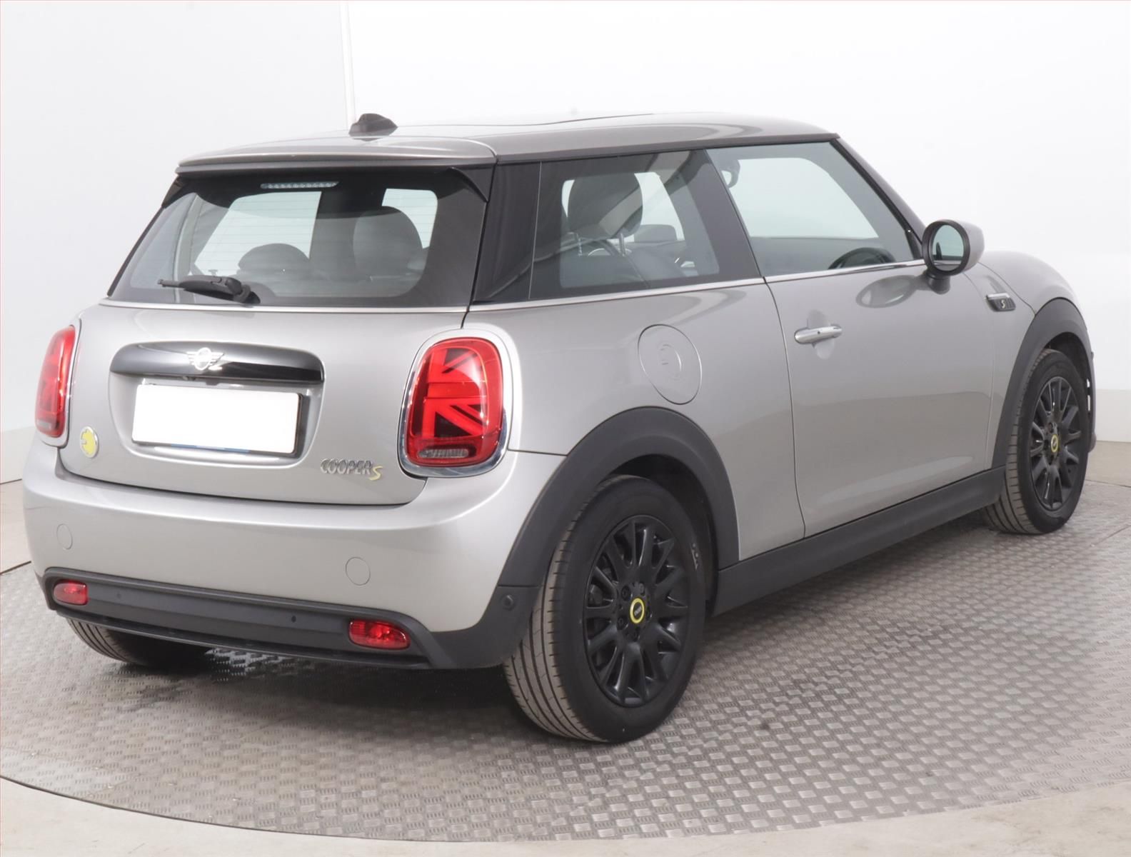 Mini, Cooper SE 32 kWh, SoH 100% - fotka 5