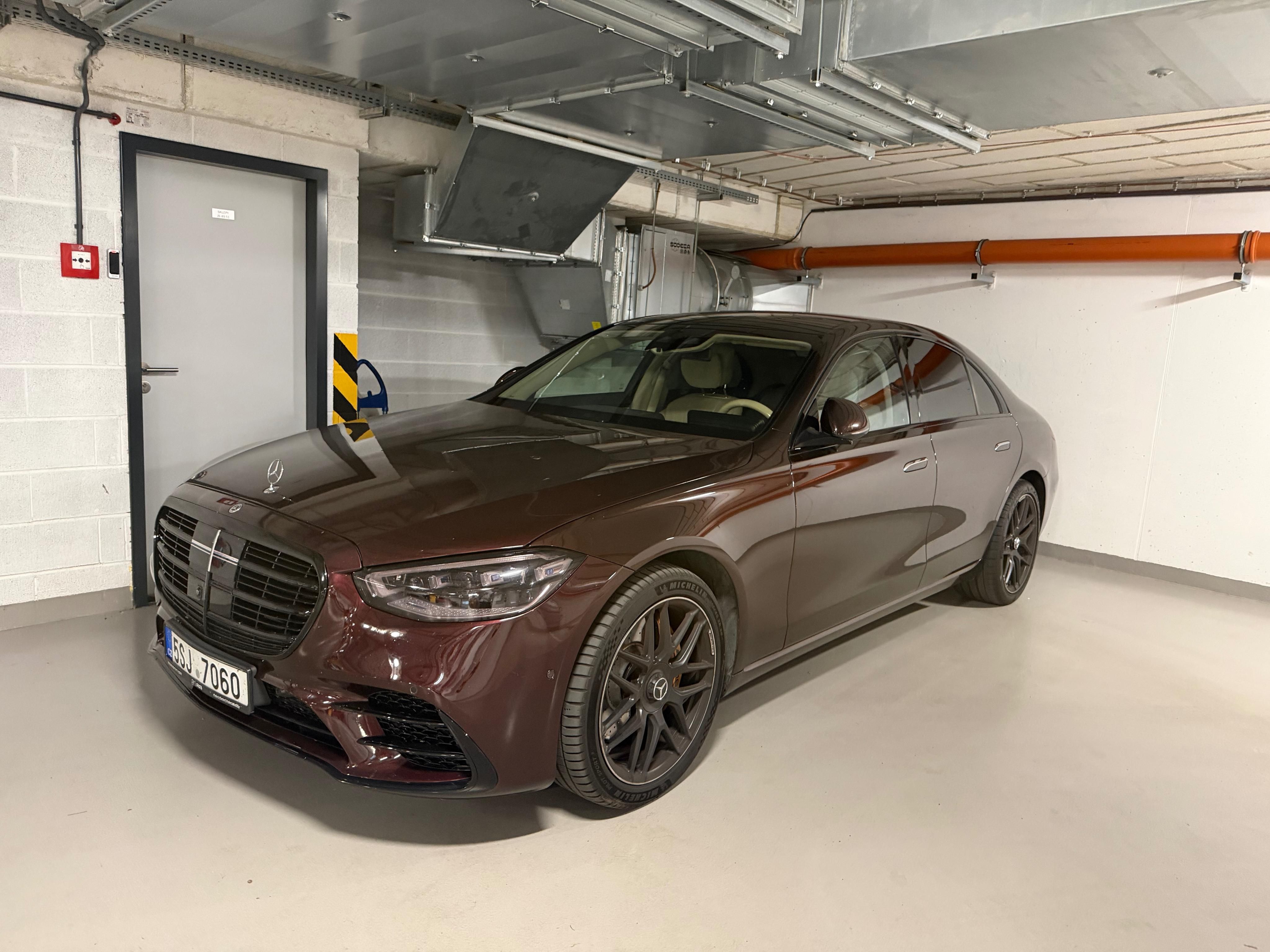 Mercedes-Benz Třídy S, Nebourané Garážované - fotka 2
