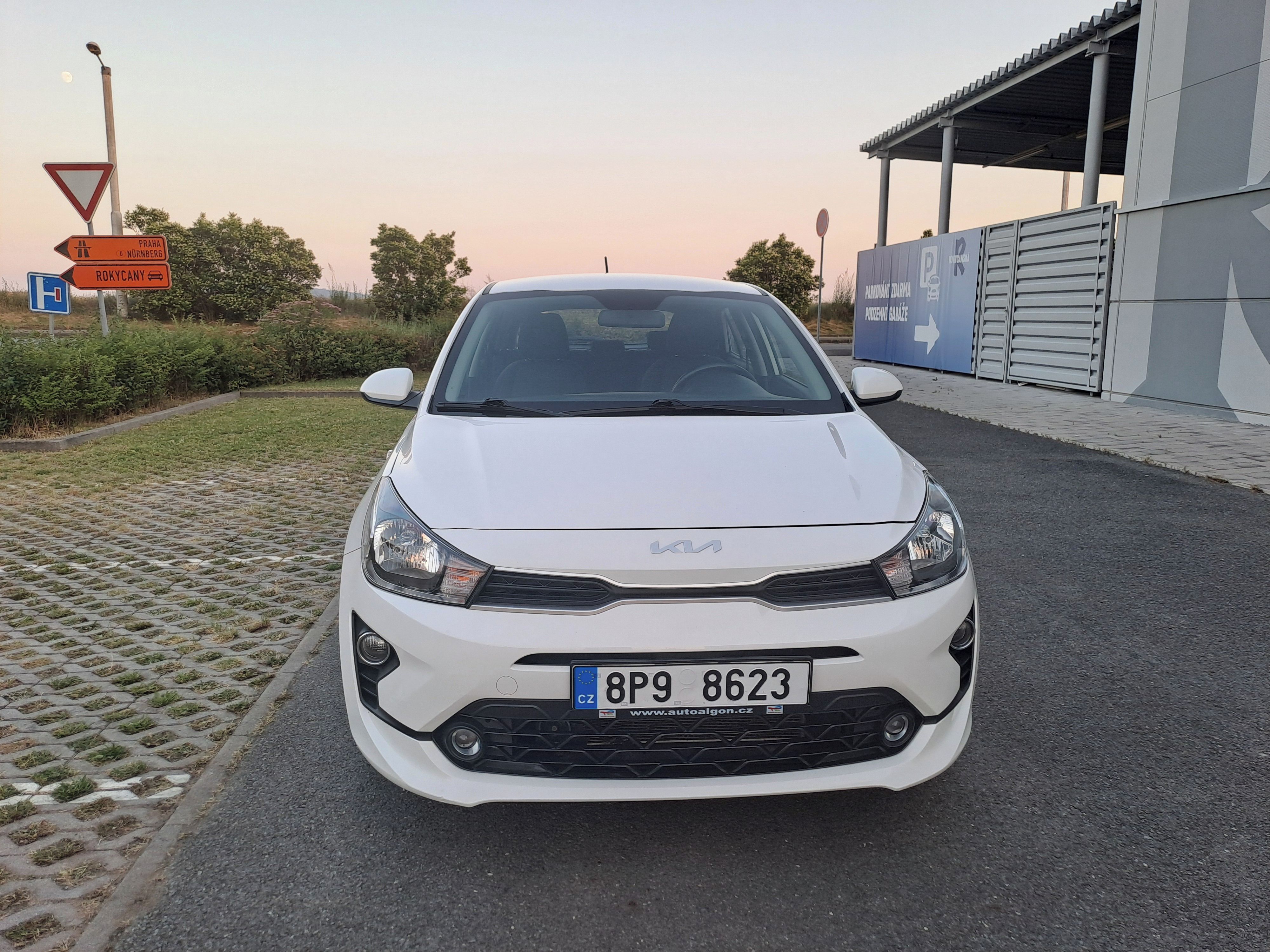 Kia Rio, 1.2i ČR,PERFEKTNÍ STAV,KRÁSNÉ! - fotka 2