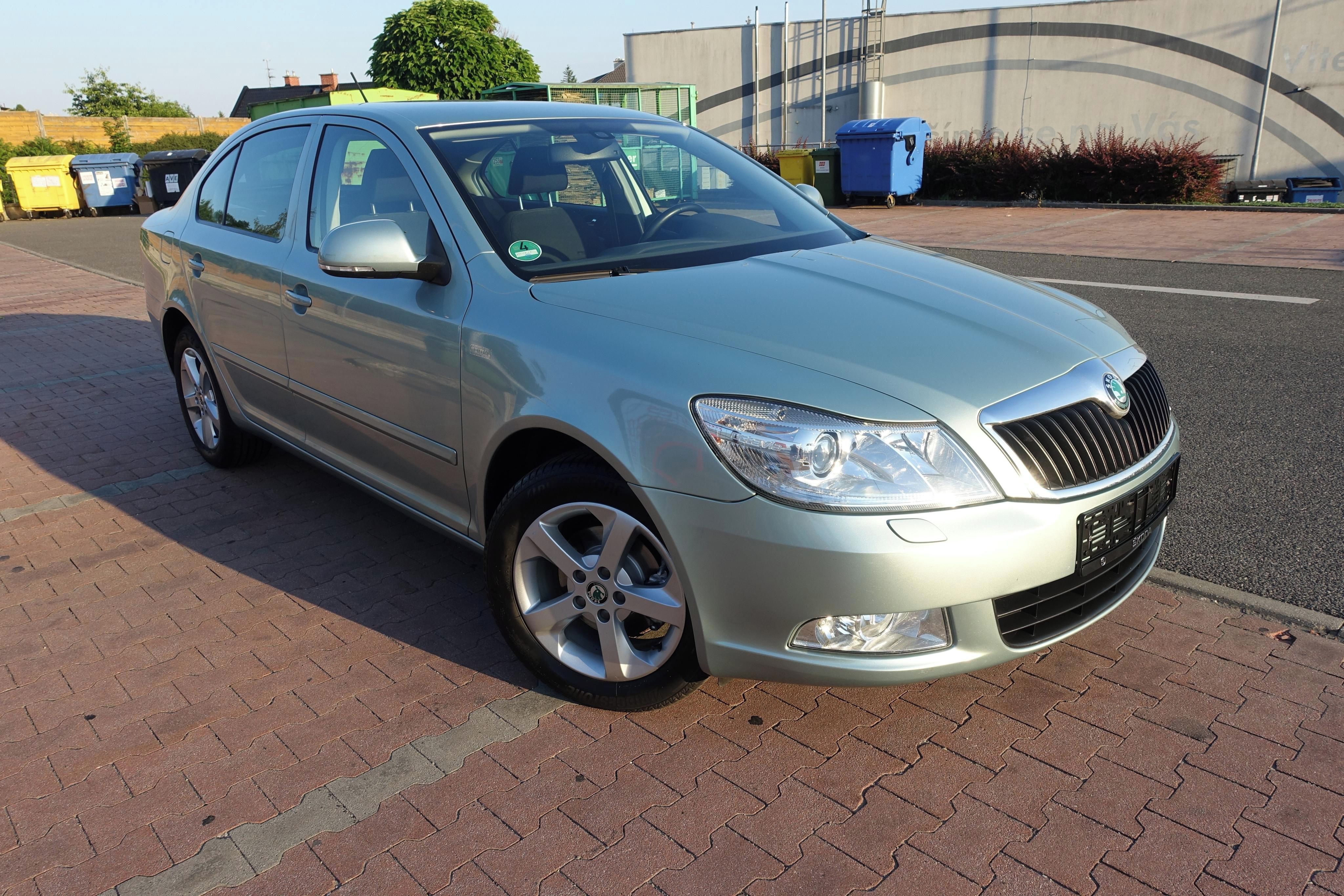 Škoda Octavia, 1.2 TSi garáž,výjmečný stav !