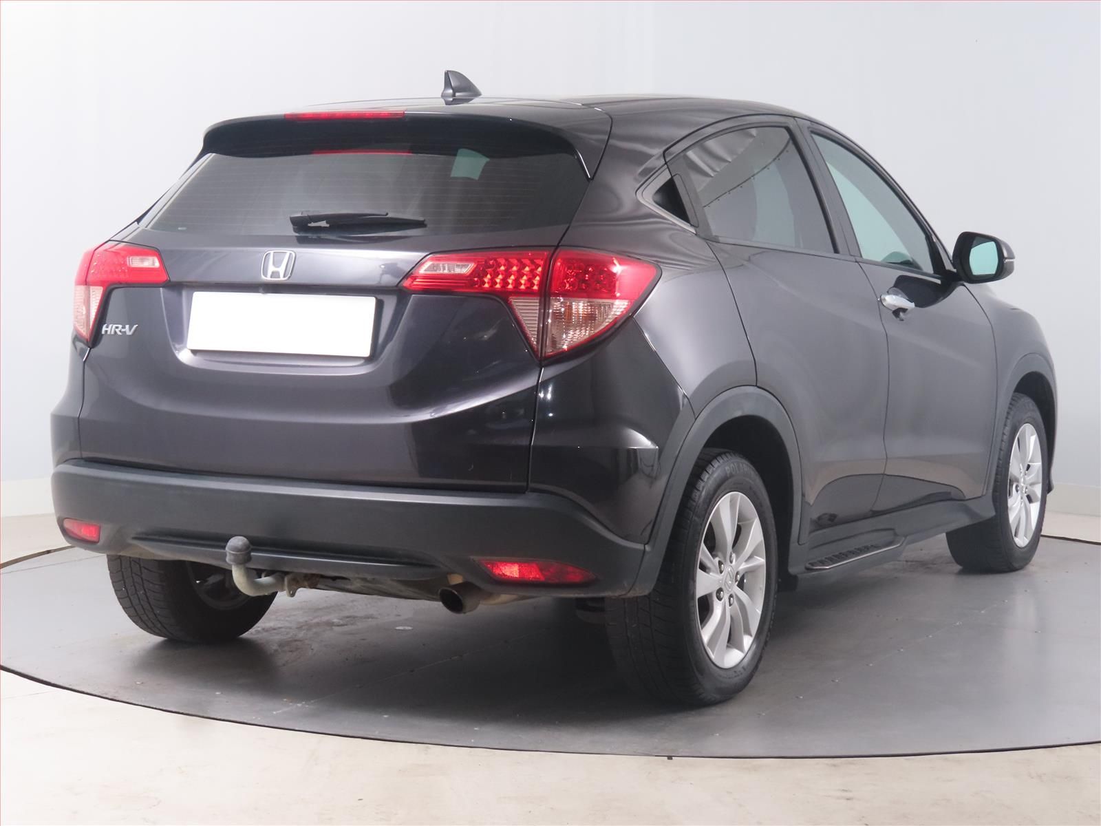 Honda HR-V, 1.5 i-VTEC, Automatická klima - fotka 5