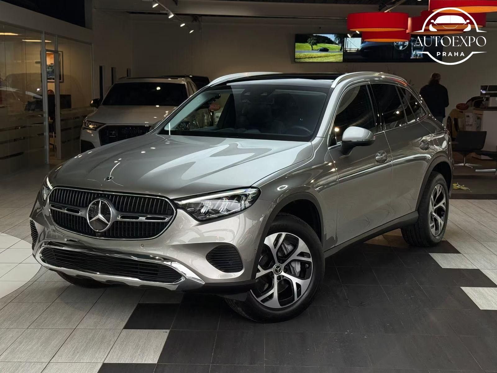 Mercedes-Benz GLC, 300e 4Matic Panorama*Distronic