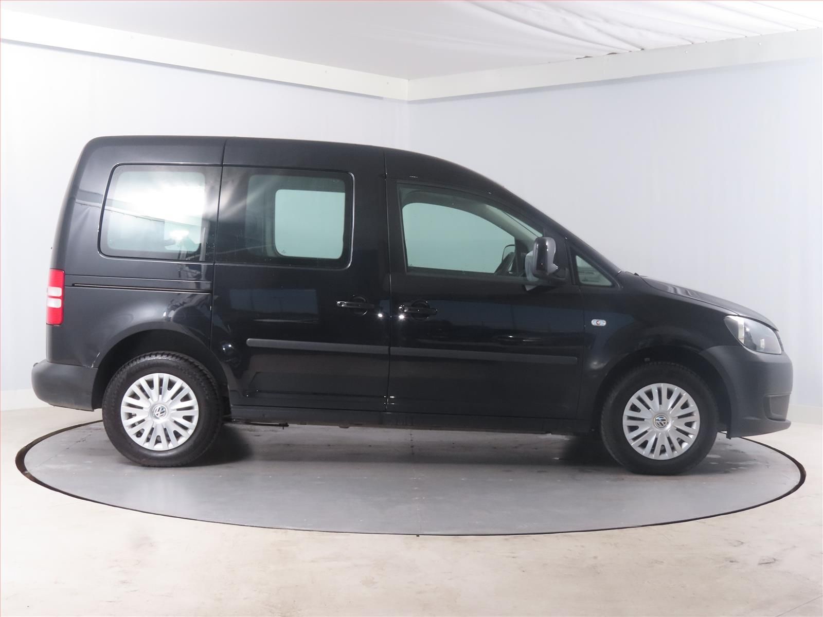 Volkswagen Caddy, 1.2 TSI, 5Míst, Klima, ČR - fotka 6