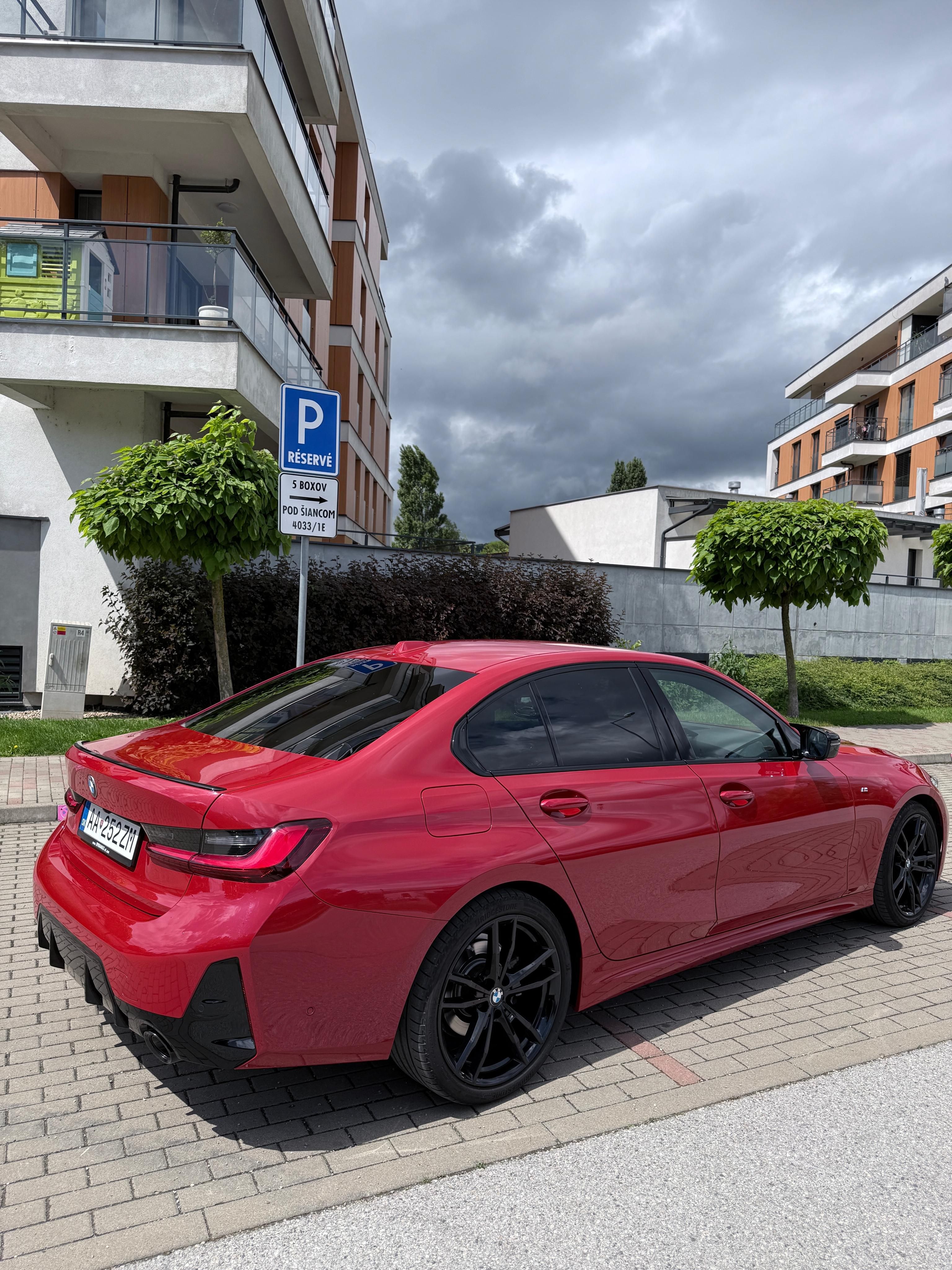 BMW Řada 3, BMW 320d xdrive m-paket 2023 - fotka 3