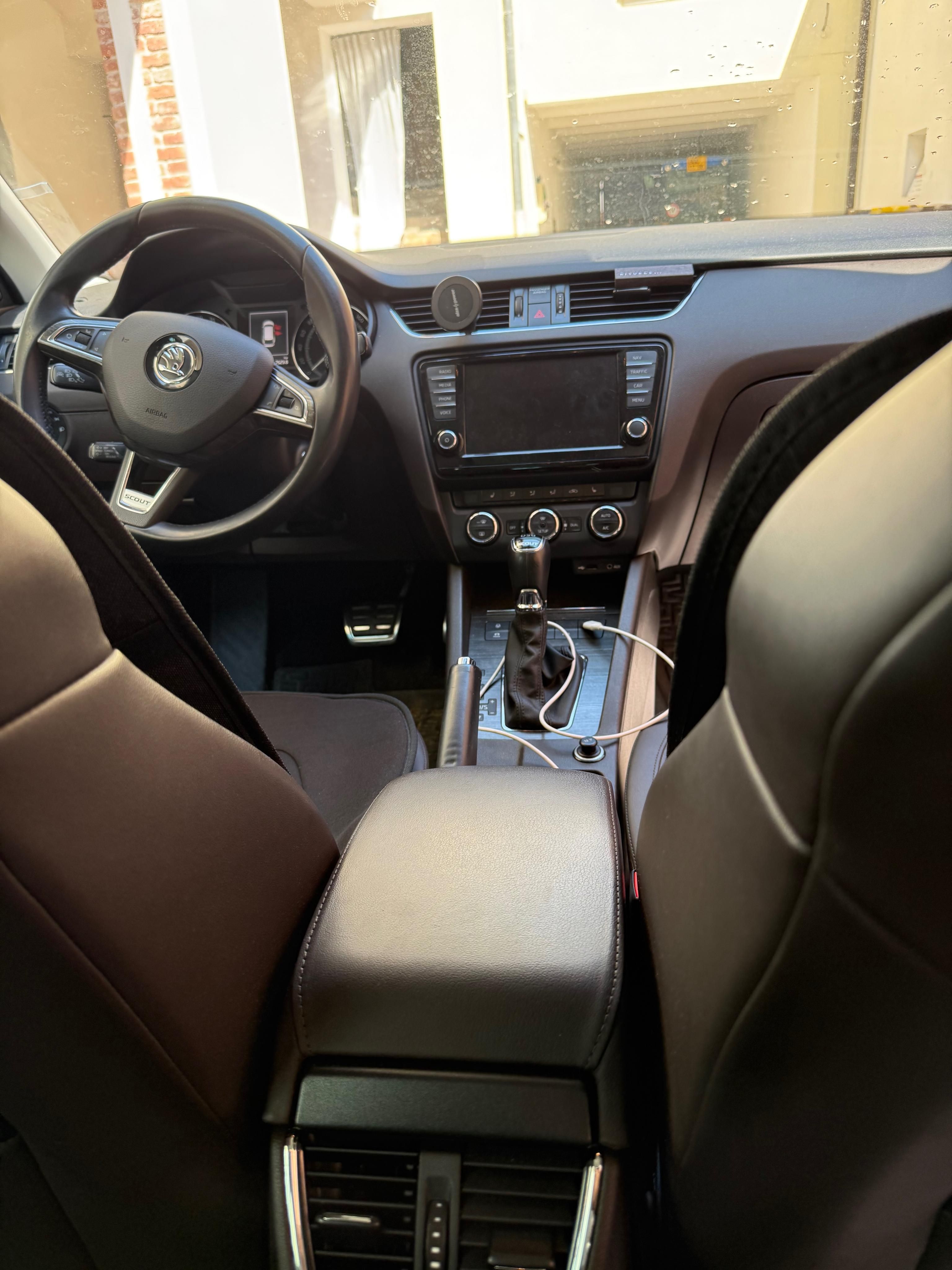 Škoda Octavia, 2.0 TDI - fotka 4