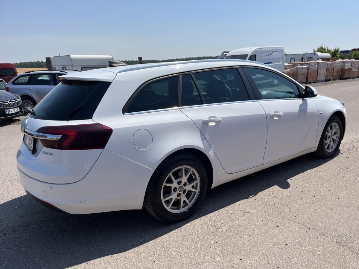 Opel Insignia, 1,6 CDTi KLIMA ROZVODY SERVIS - fotka 5