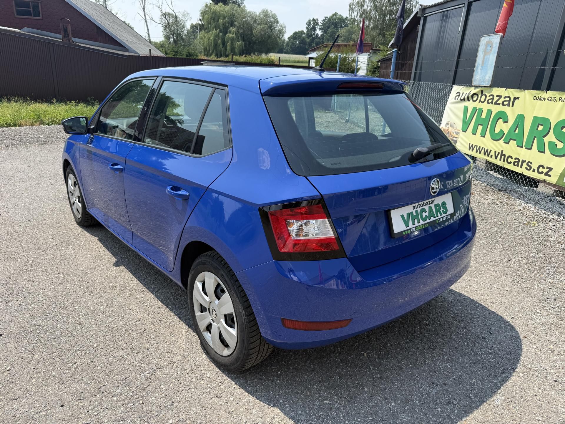 Škoda Fabia, 1,0i 70kW  Klimatizace - fotka 5
