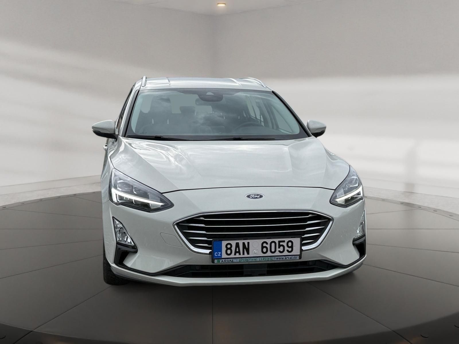 Ford Focus, TITANIUM 1.5EBL 88kW CZ DPH - fotka 2