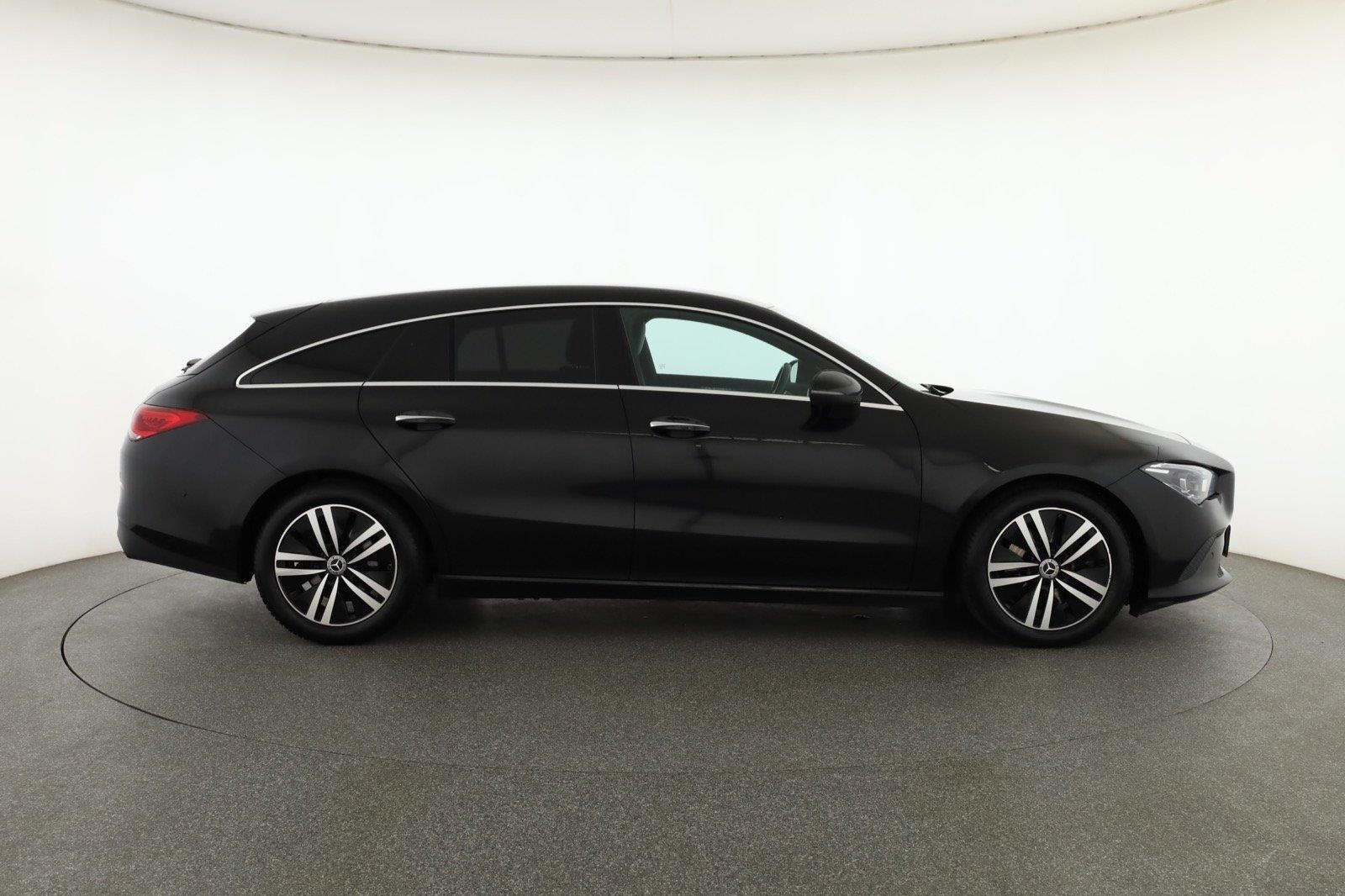 Mercedes-Benz CLA, 220 d 4MATIC, 4X4, Automat - fotka 6