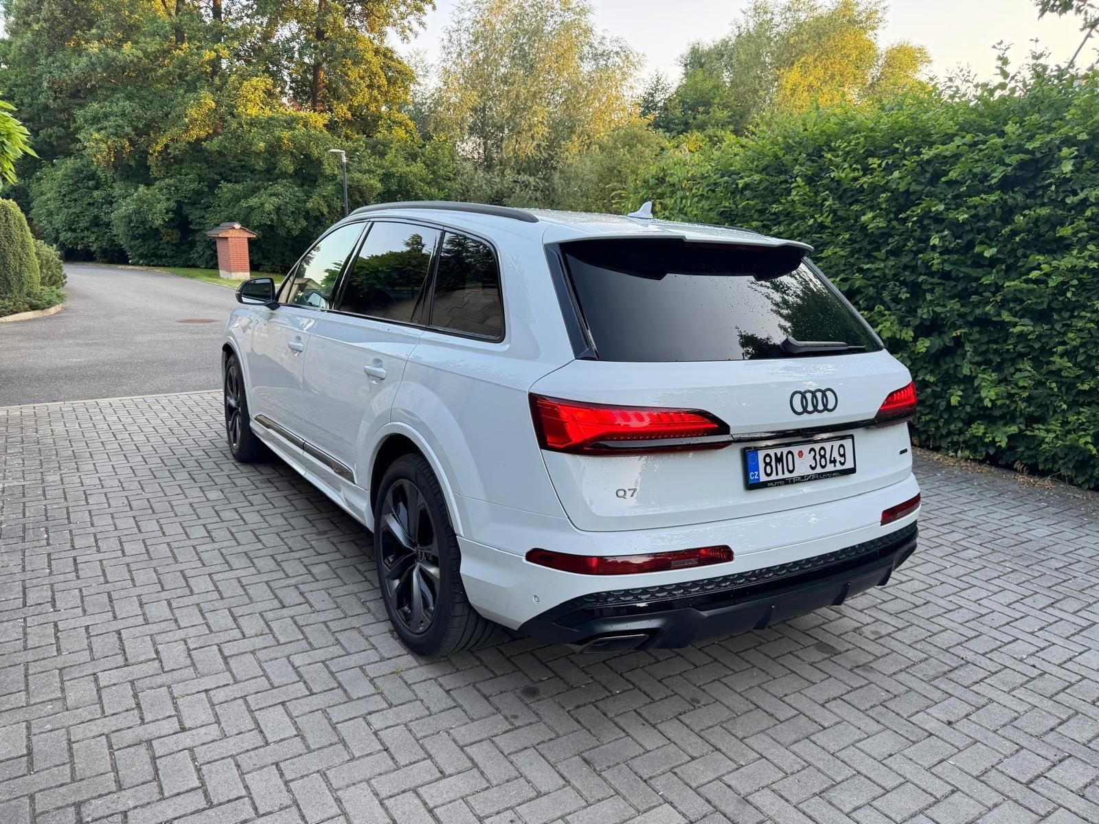 Audi Q7, S-LINE 50TDI 210kW Quattro - fotka 5