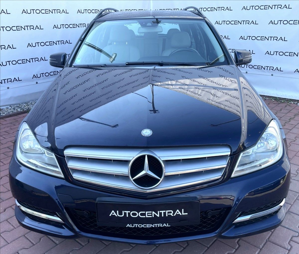 Mercedes-Benz Třídy C, 2,2 CDi.120kw.STK 4/28.Tažné - fotka 2