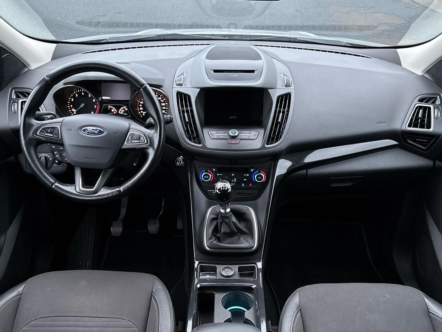 Ford Kuga, 1.5 EcoBoost / 110 kW Titanium - fotka 5