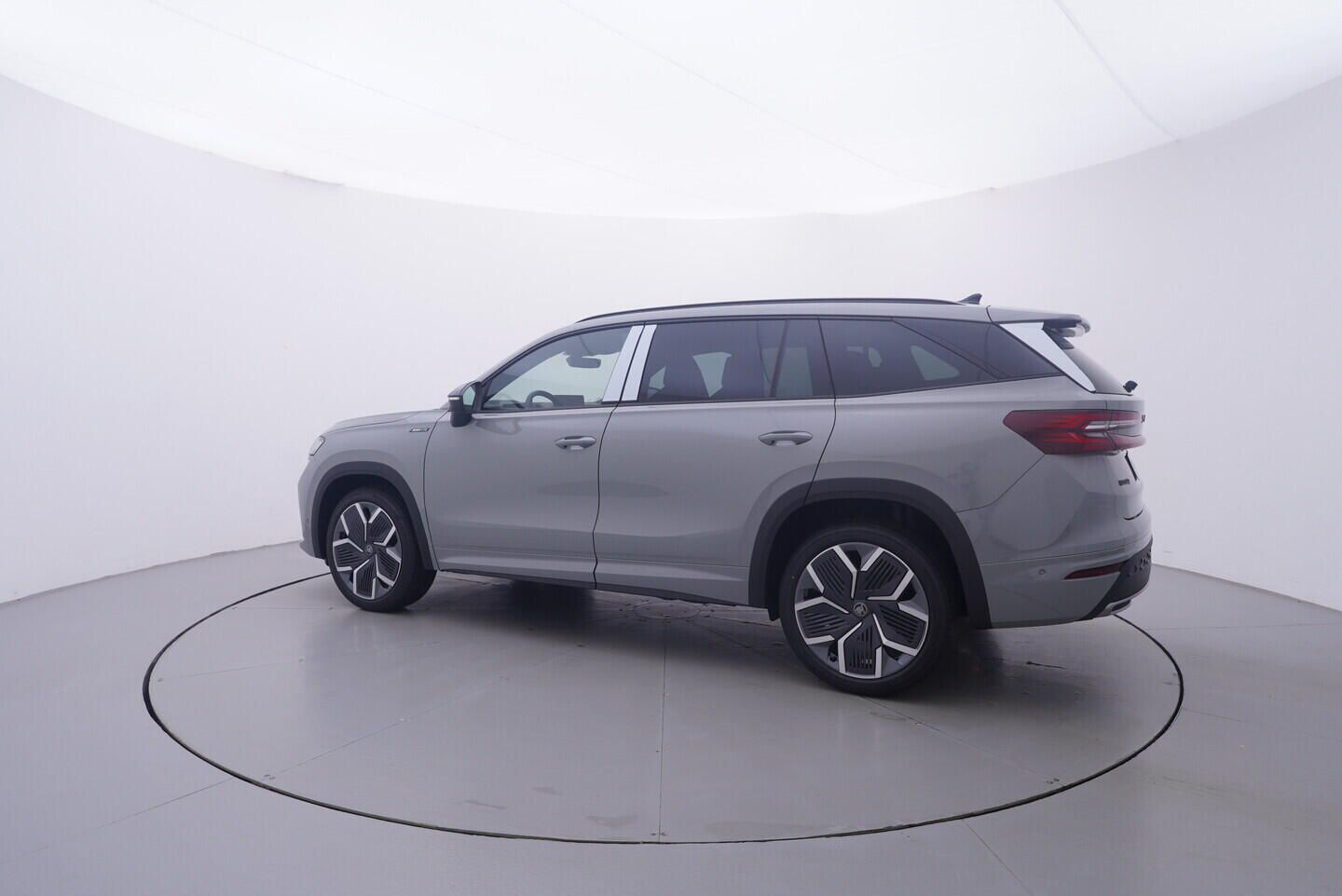 Škoda Kodiaq, Sportline 2,0 TDI 4x4 142 kW - fotka 3