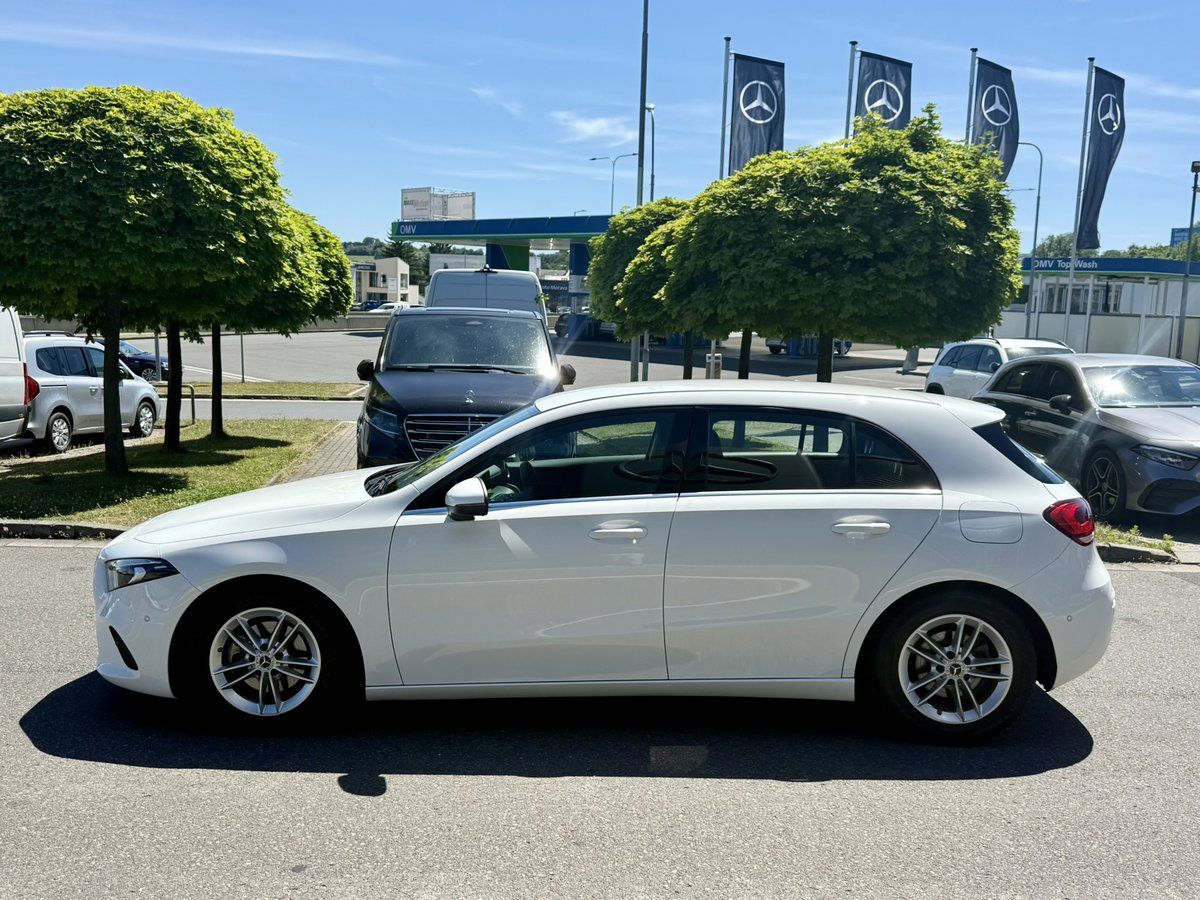 Mercedes-Benz Třídy A, 180 d - fotka 5