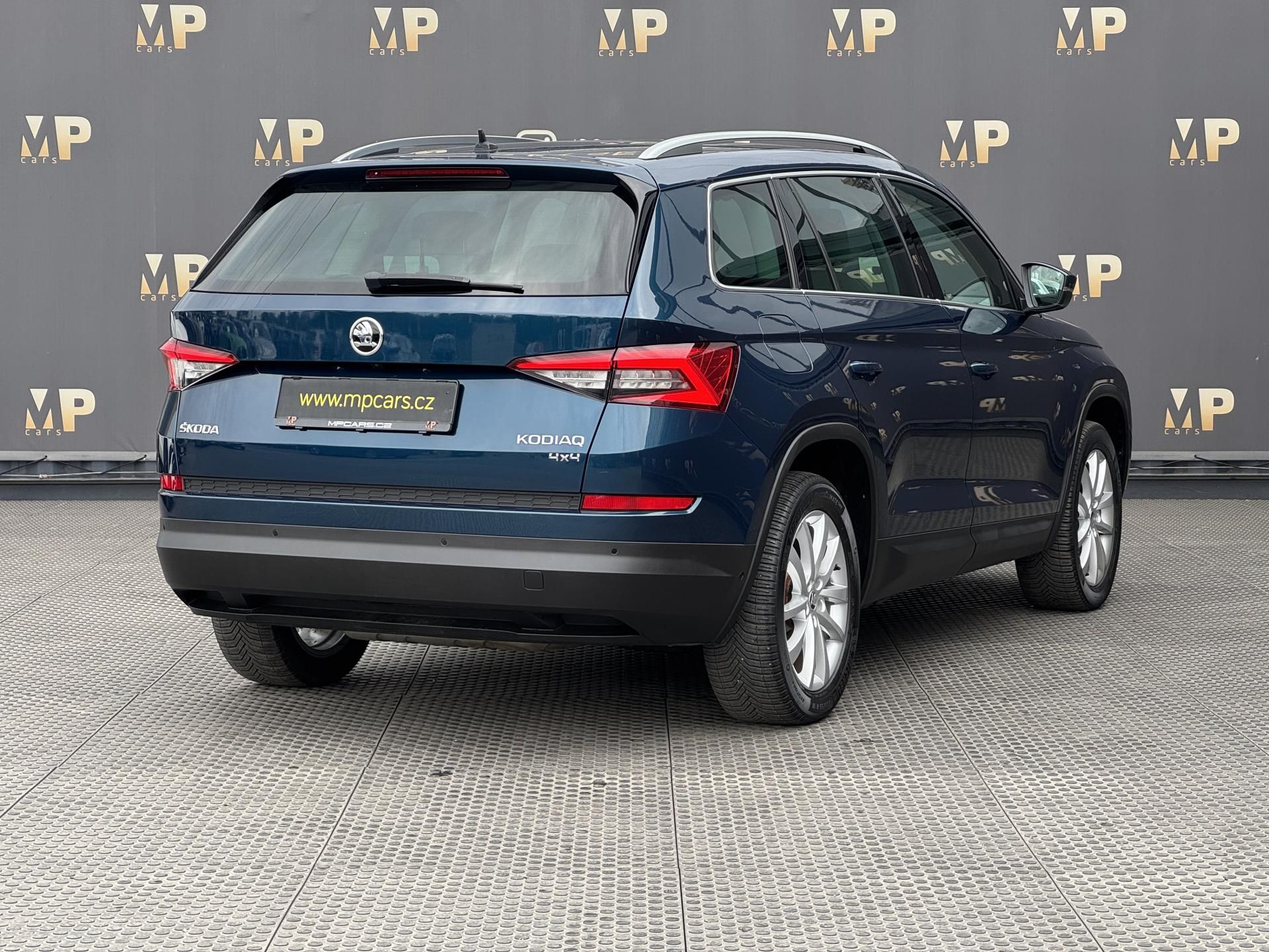 Škoda Kodiaq, 2.0TSi DSG 4X4 Style, ACC PANO - fotka 6