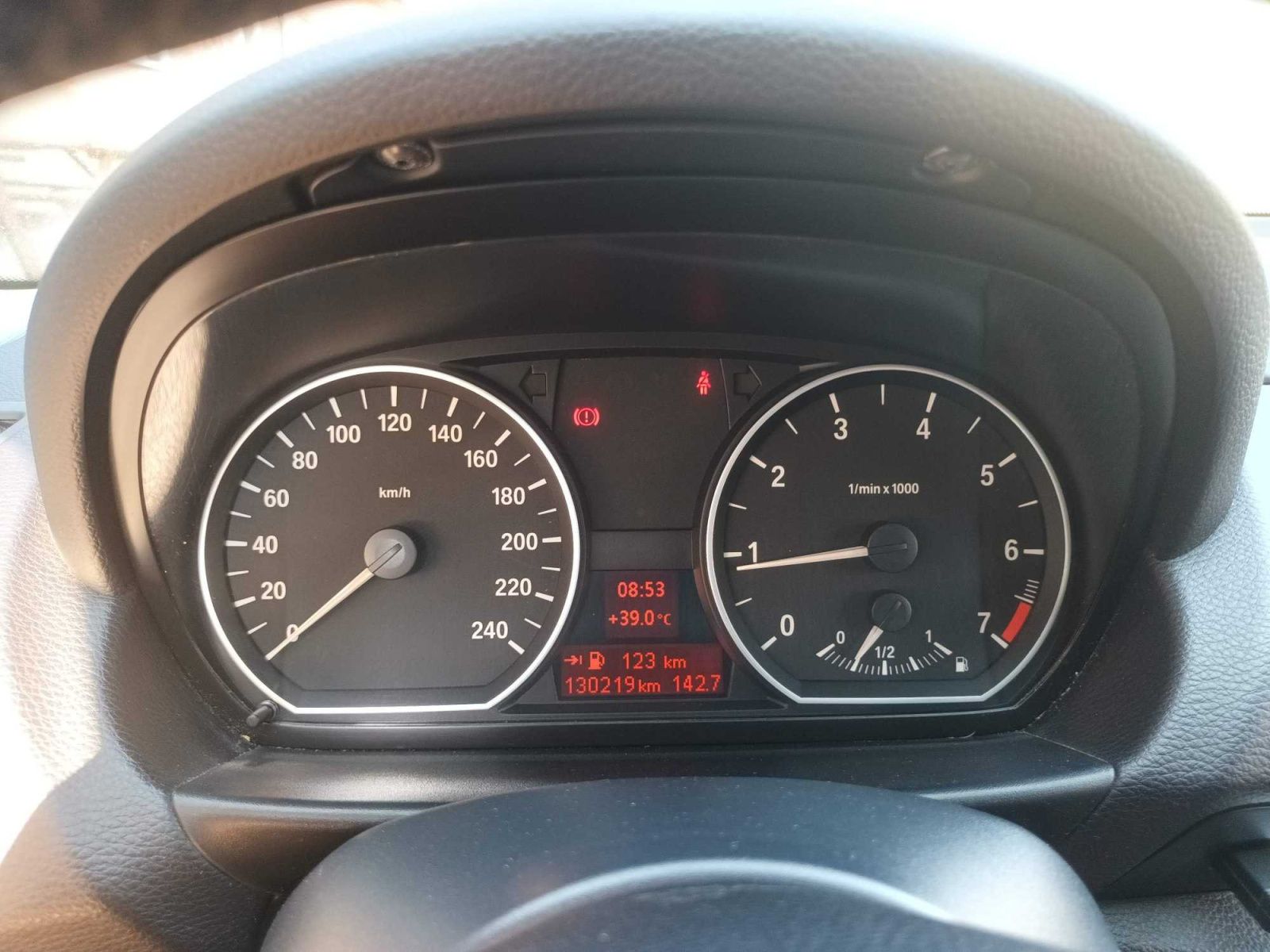 BMW Řada 1, 118i, Xenony - fotka 3