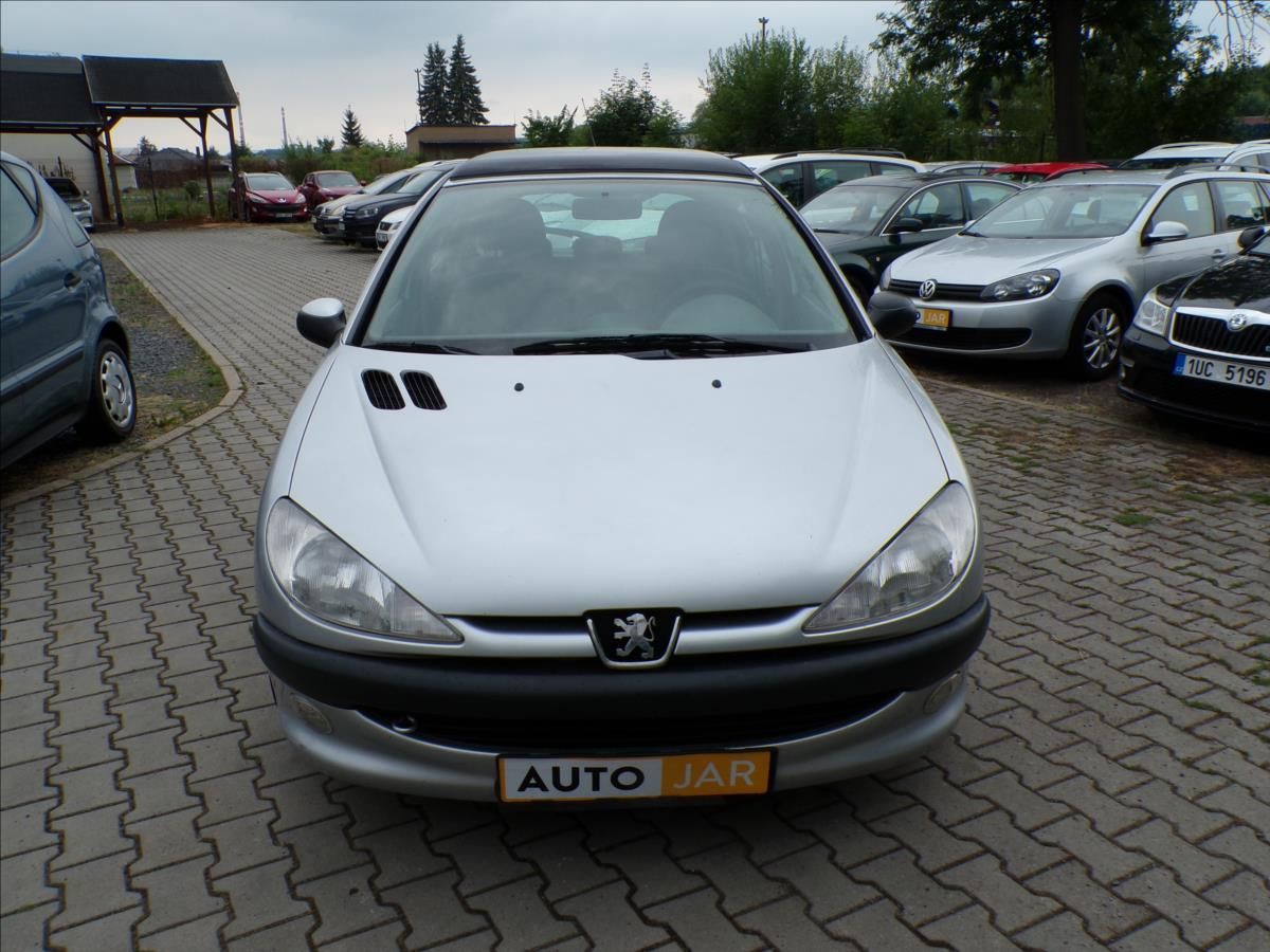 Peugeot 206, 1,4 i - fotka 2
