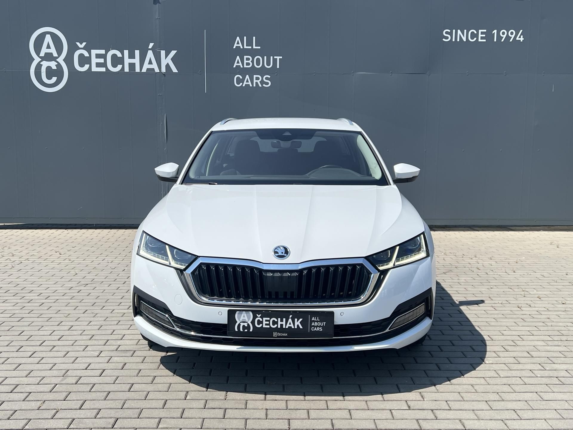 Škoda Octavia, 2,0TDi 85kW STYLE - fotka 2