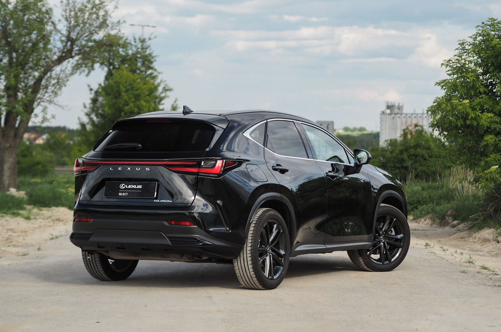 Lexus NX 450h+, 450H+ 2,5 PHEV PRESTIGE - fotka 4